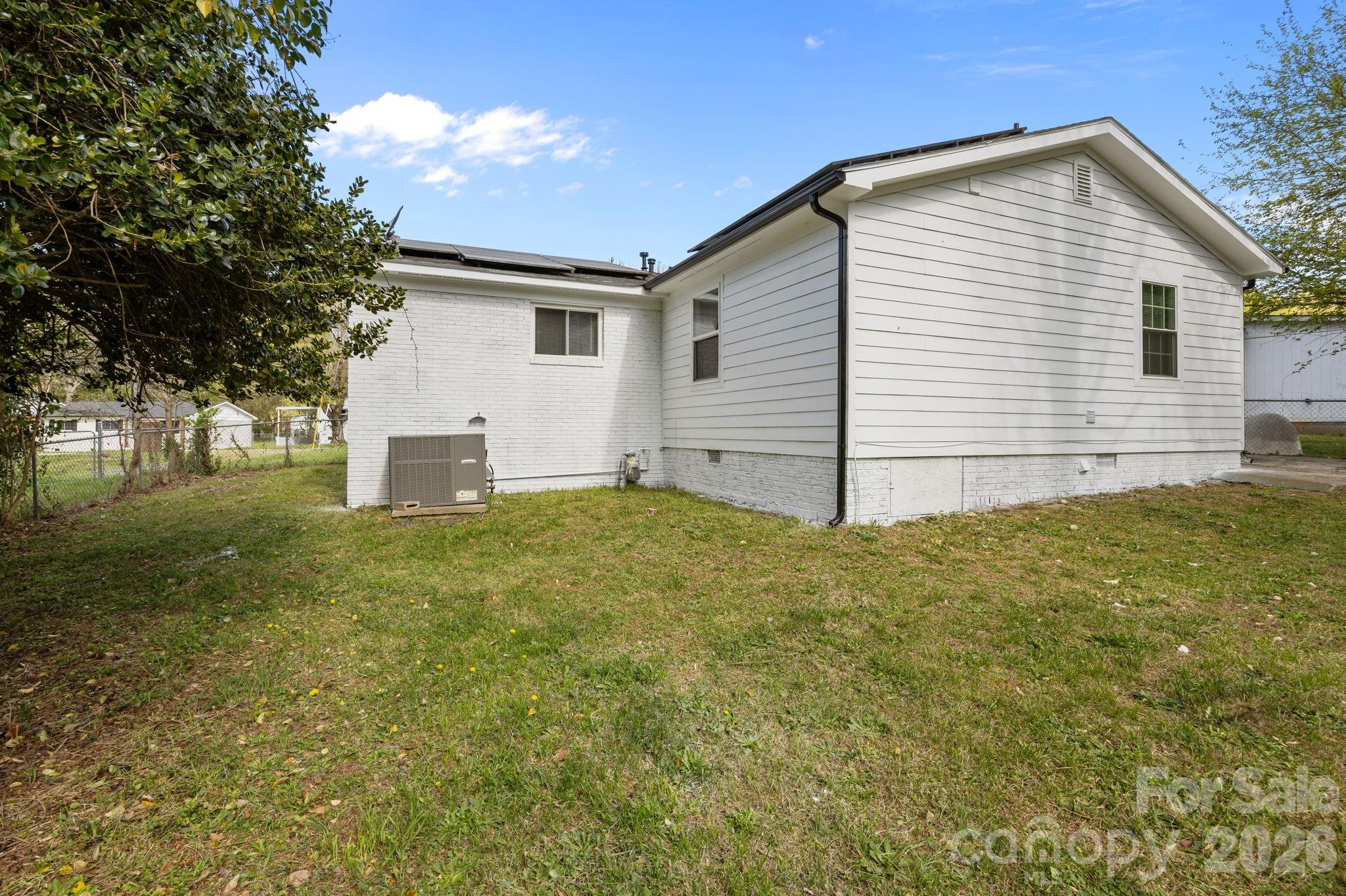 9300 Edgevale Drive — Charlotte
