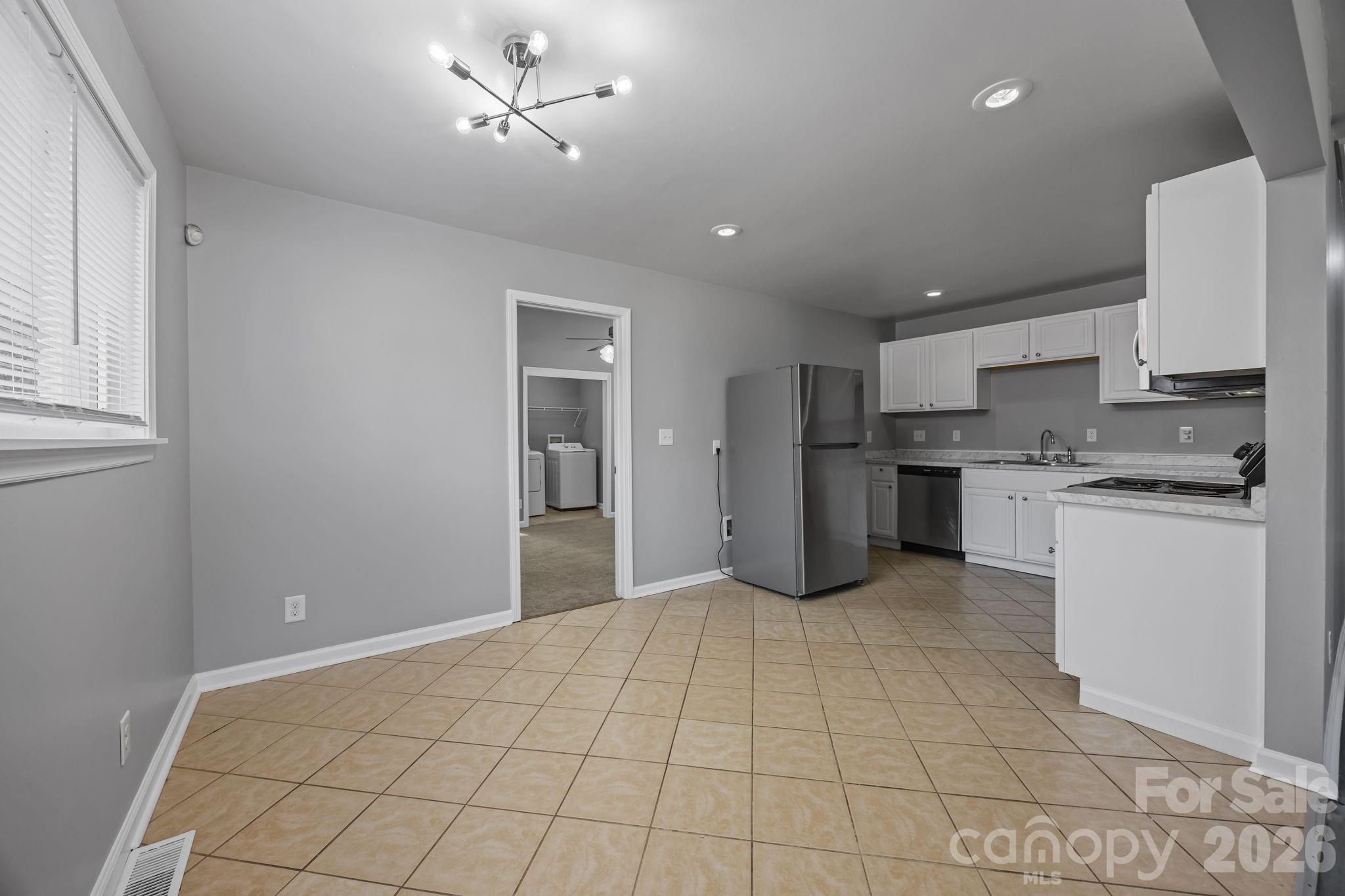 9300 Edgevale Drive — Charlotte