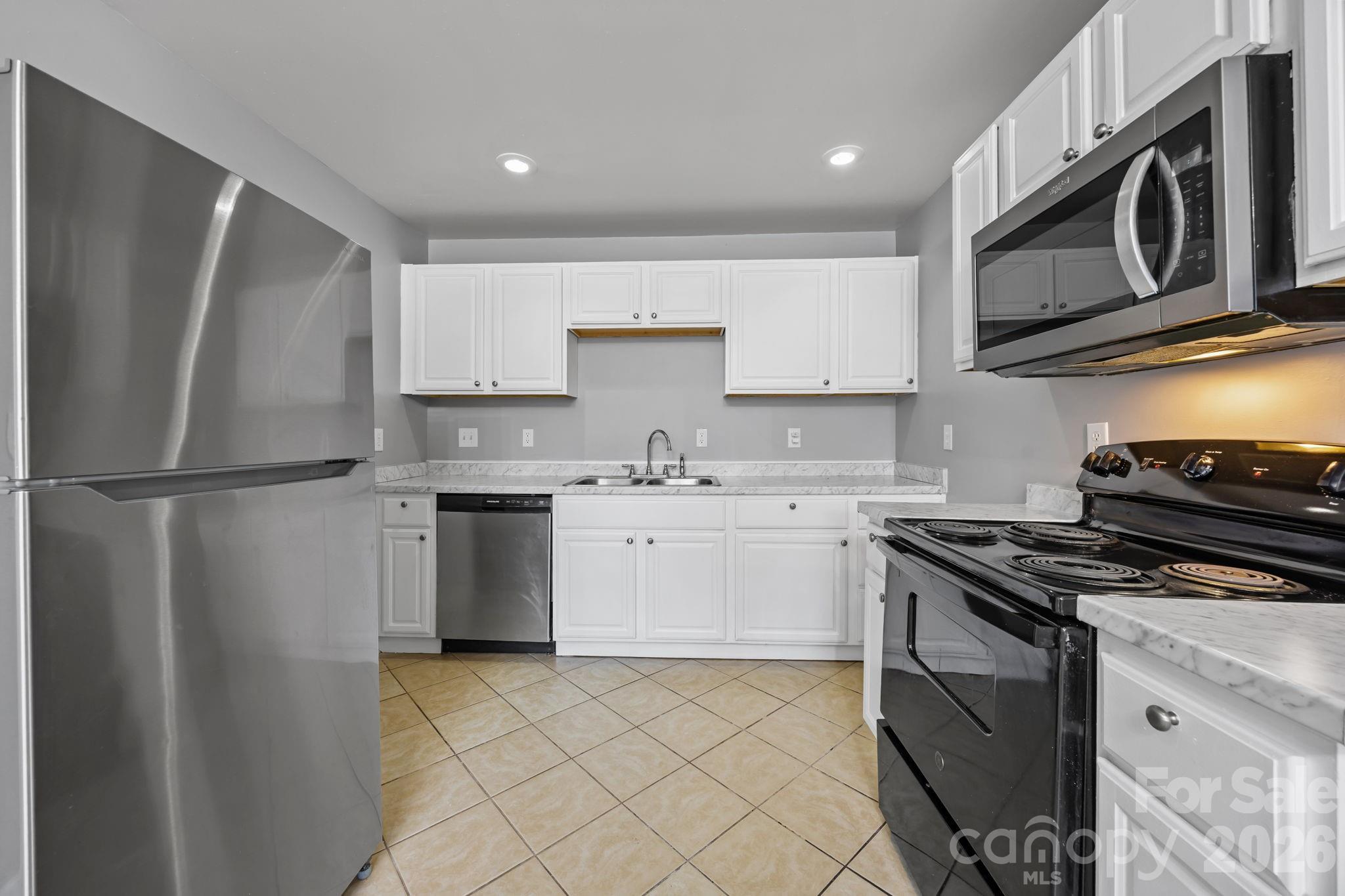 9300 Edgevale Drive — Charlotte