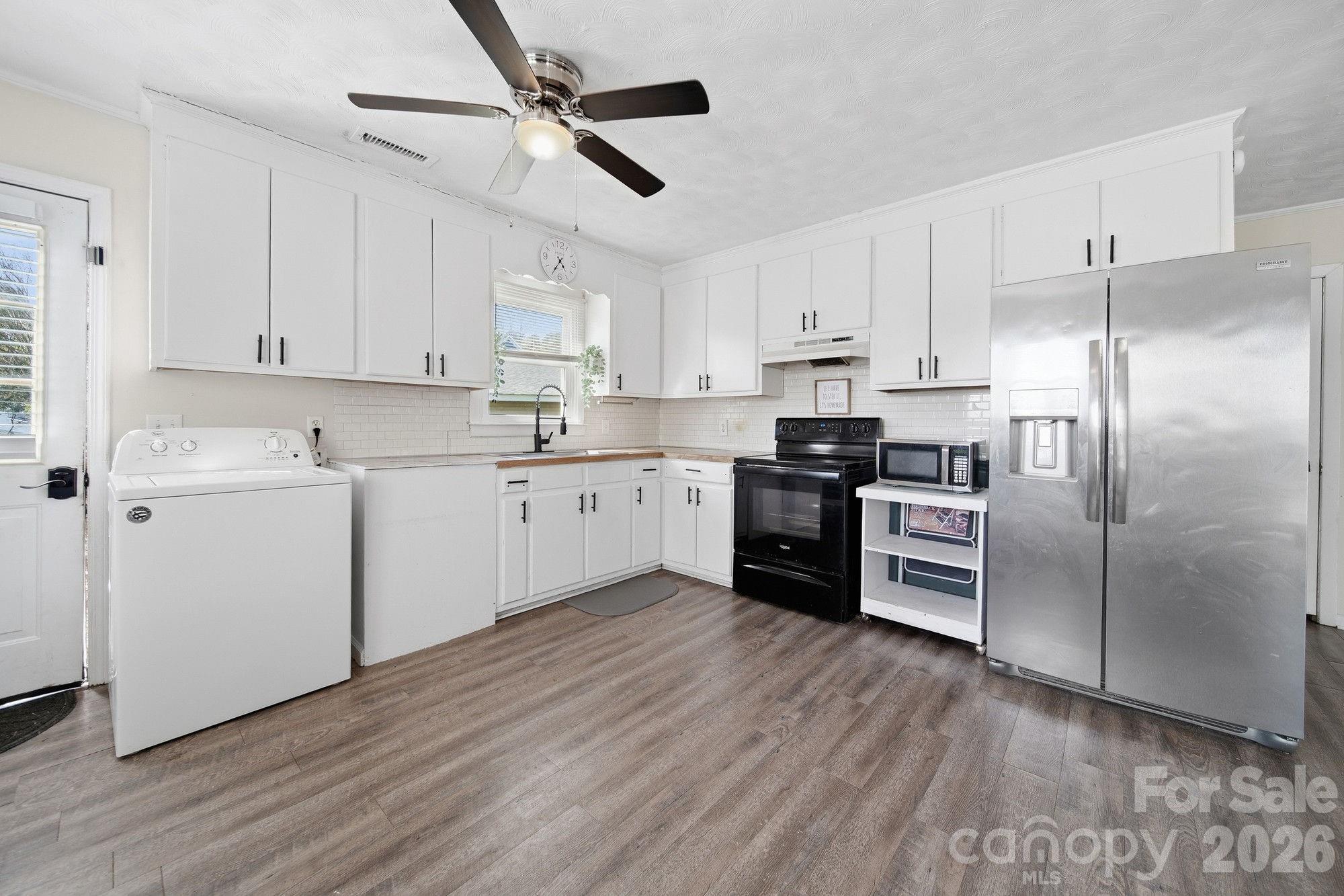 197 Vineyard Road — Norwood