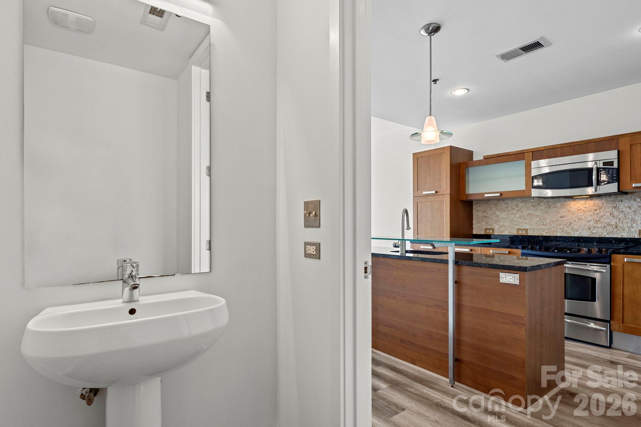1133 Metropolitan Avenue #619 — Charlotte