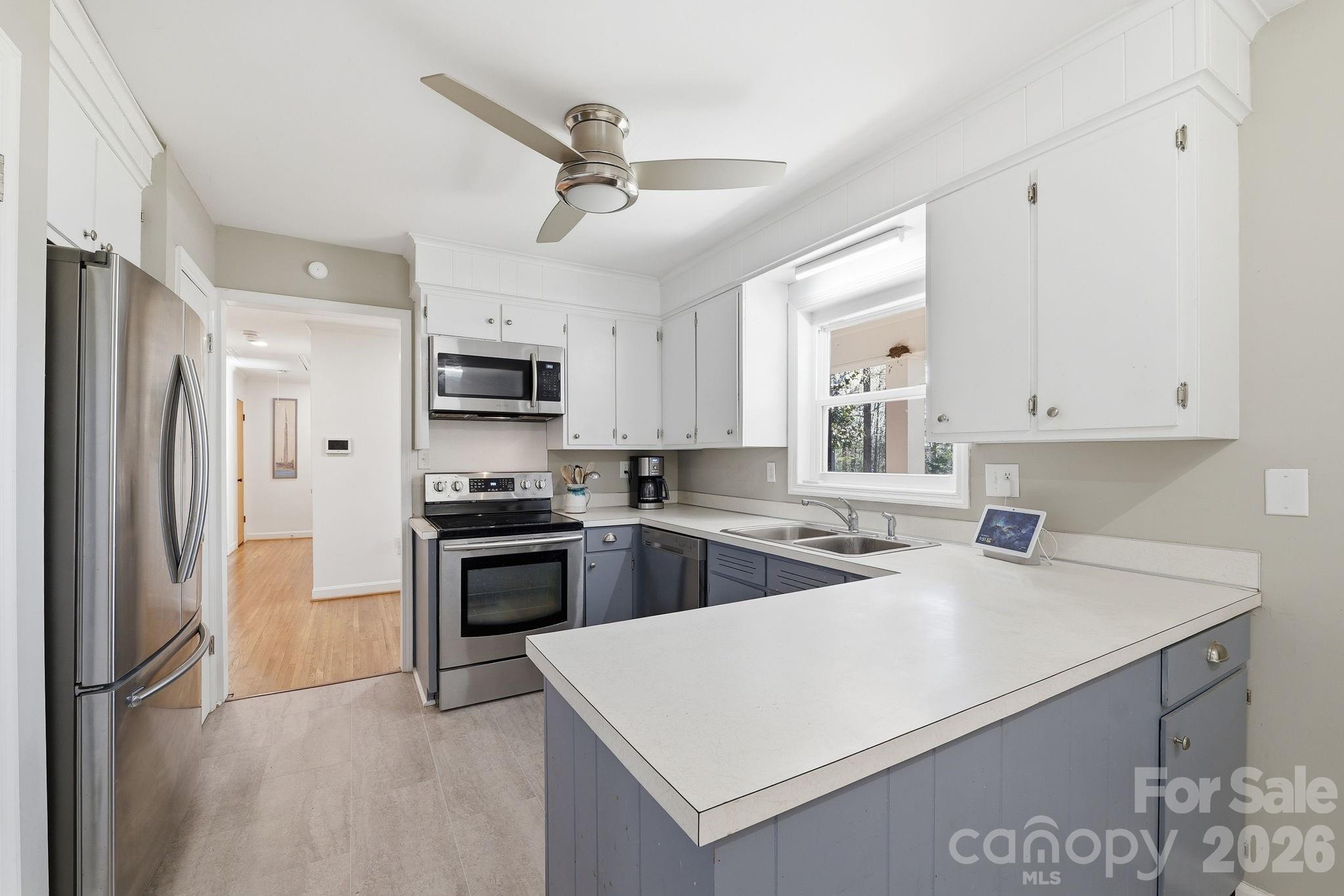 11715 Timber Ridge Road — Charlotte