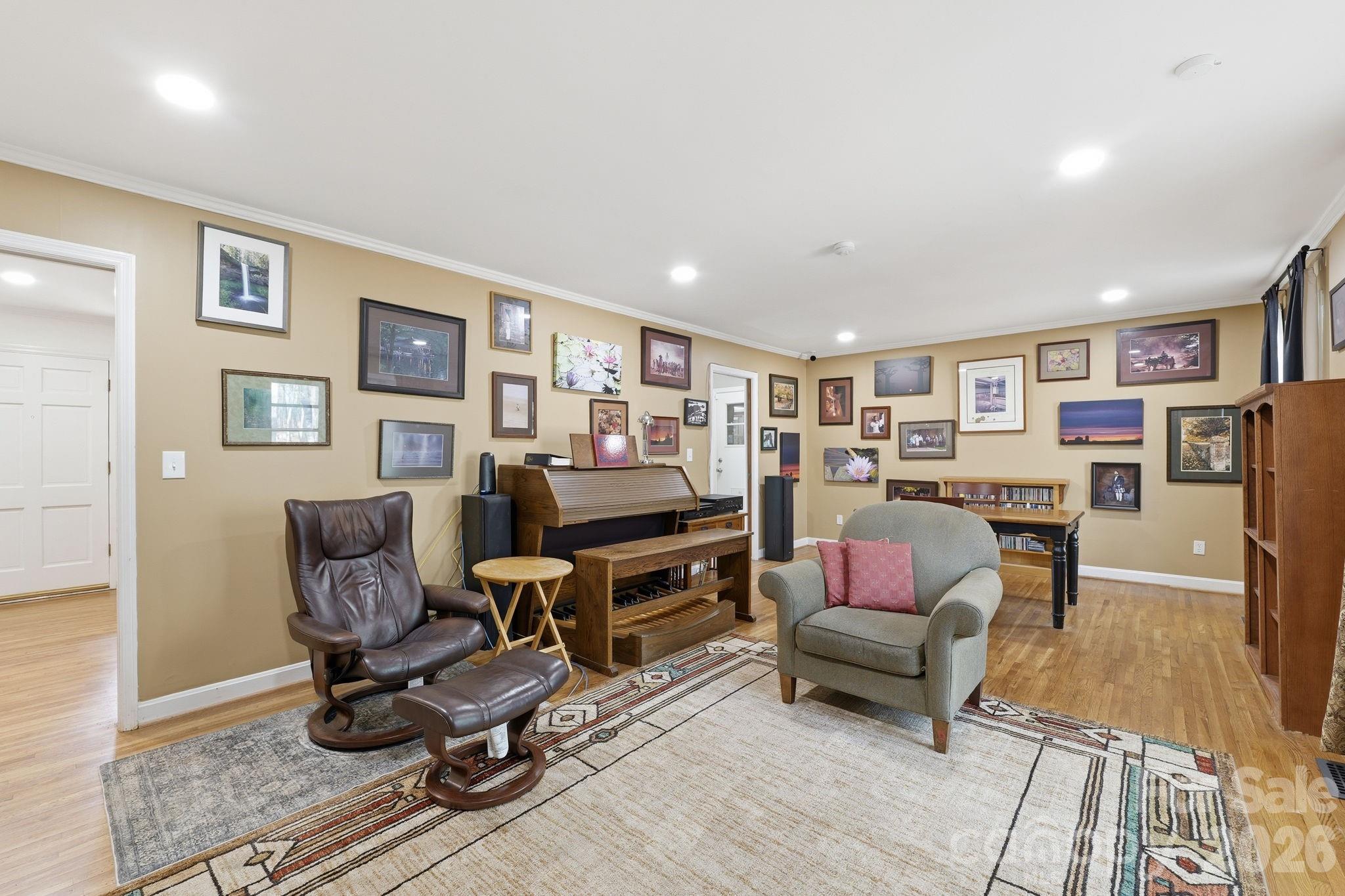 11715 Timber Ridge Road — Charlotte