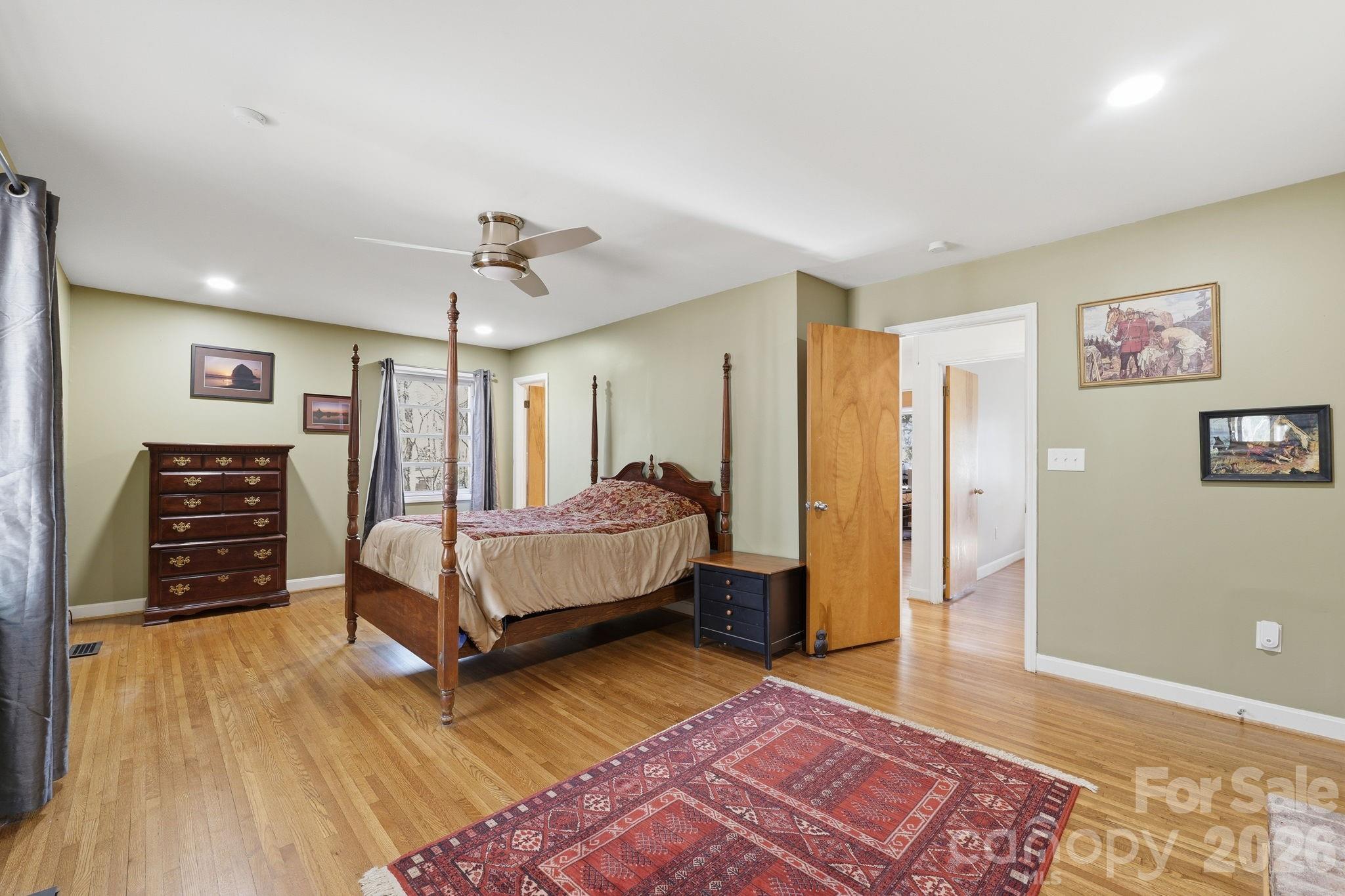 11715 Timber Ridge Road — Charlotte
