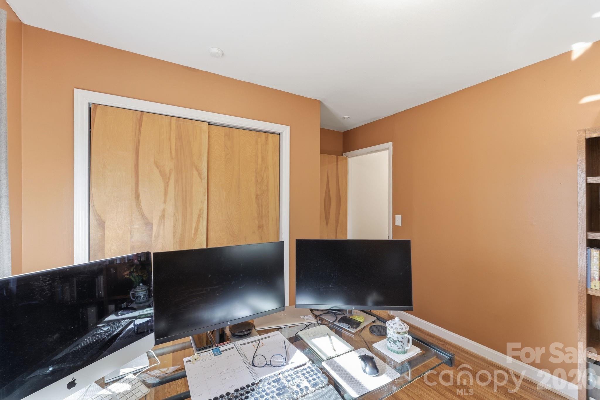 11715 Timber Ridge Road — Charlotte