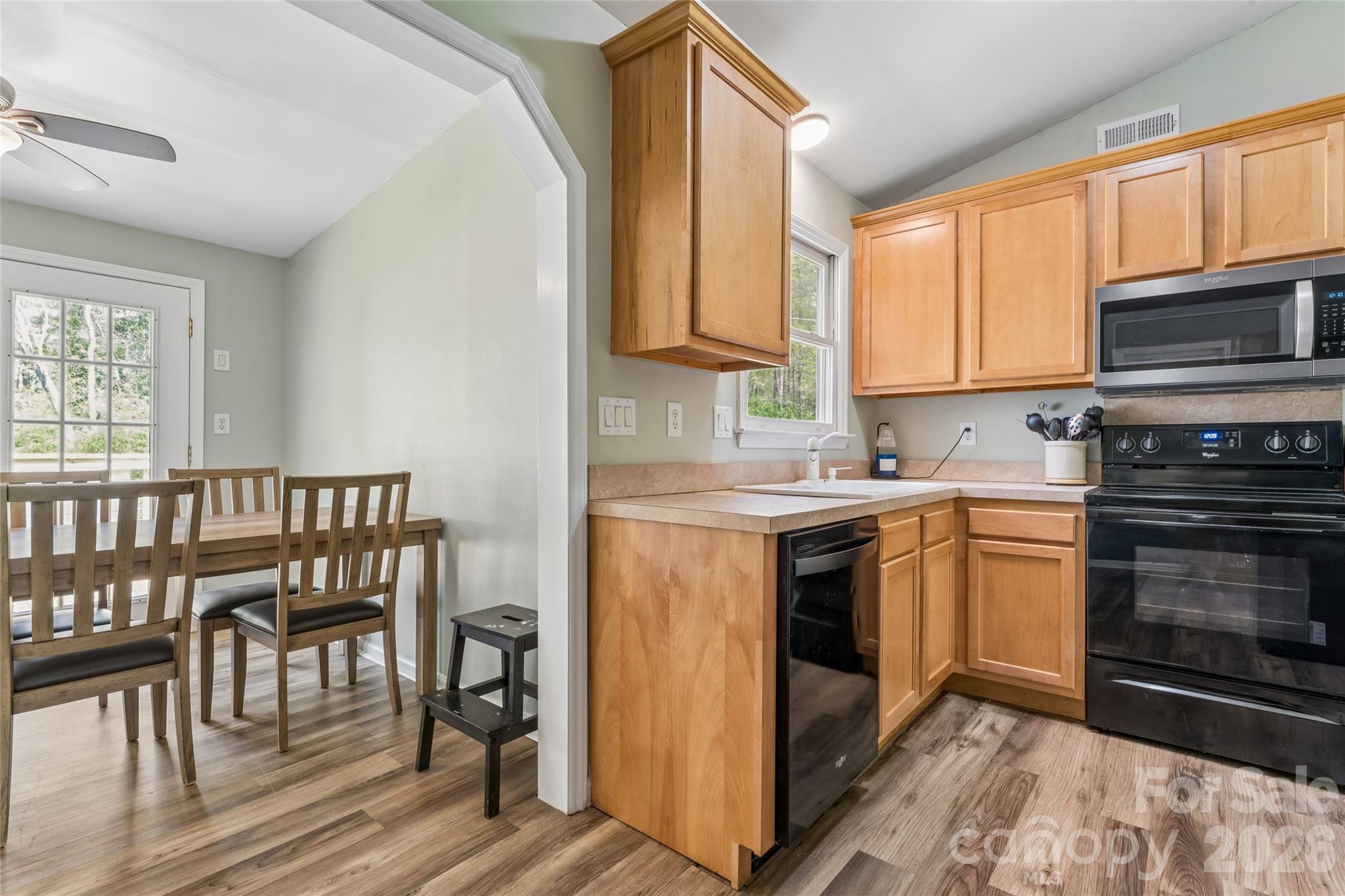 6127 Dovetail Court — Charlotte