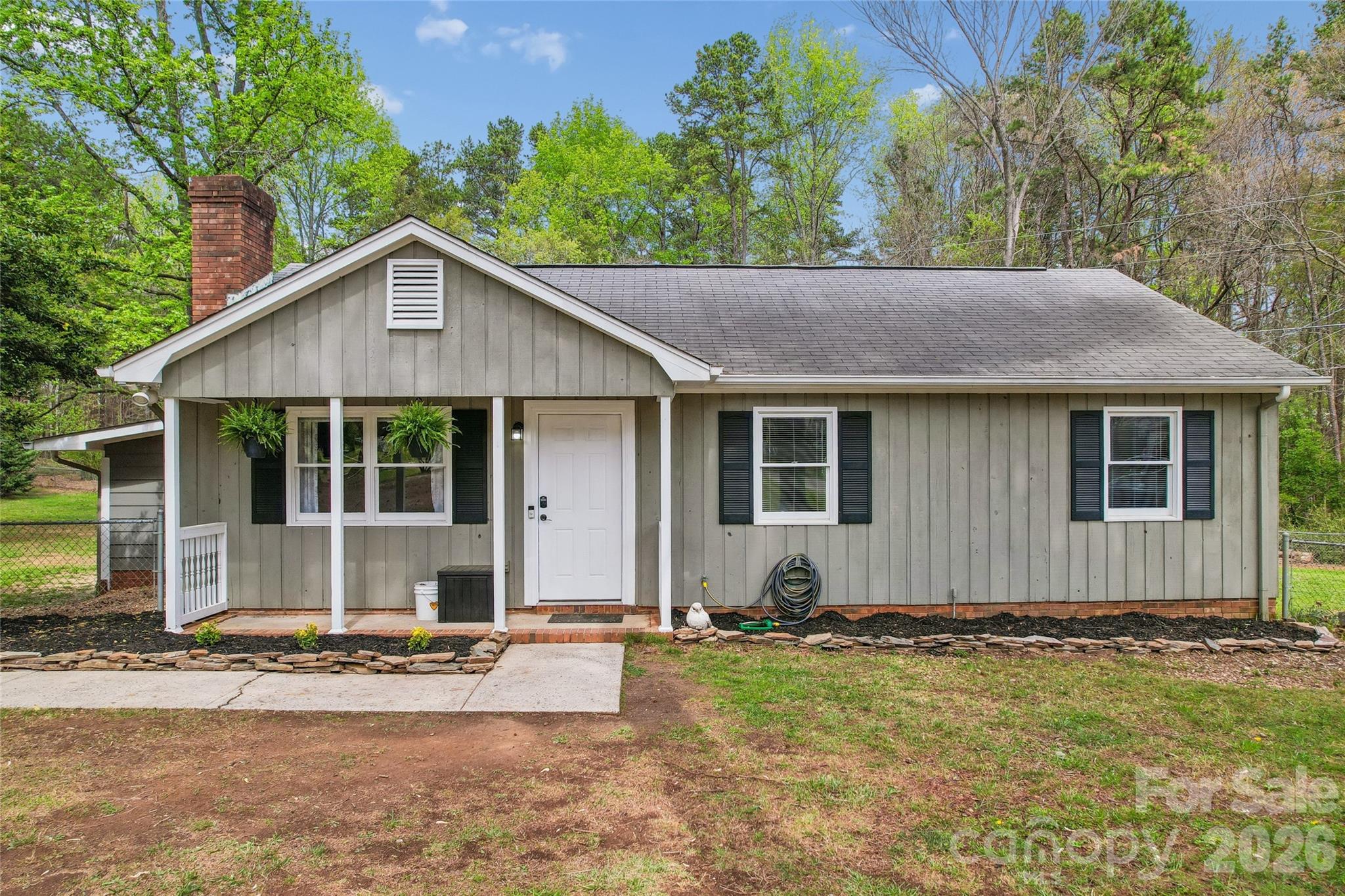6127 Dovetail Court — Charlotte