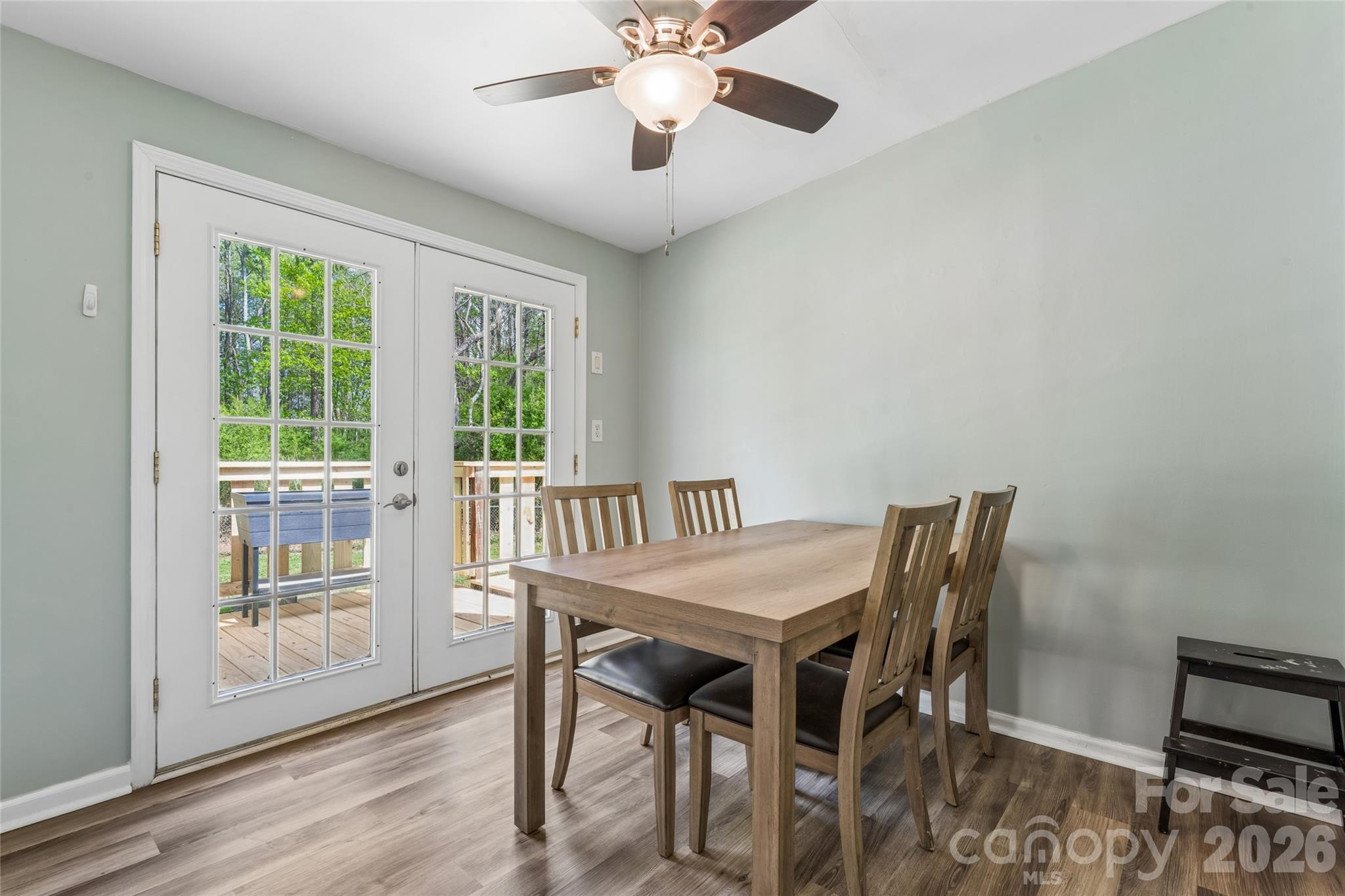 6127 Dovetail Court — Charlotte