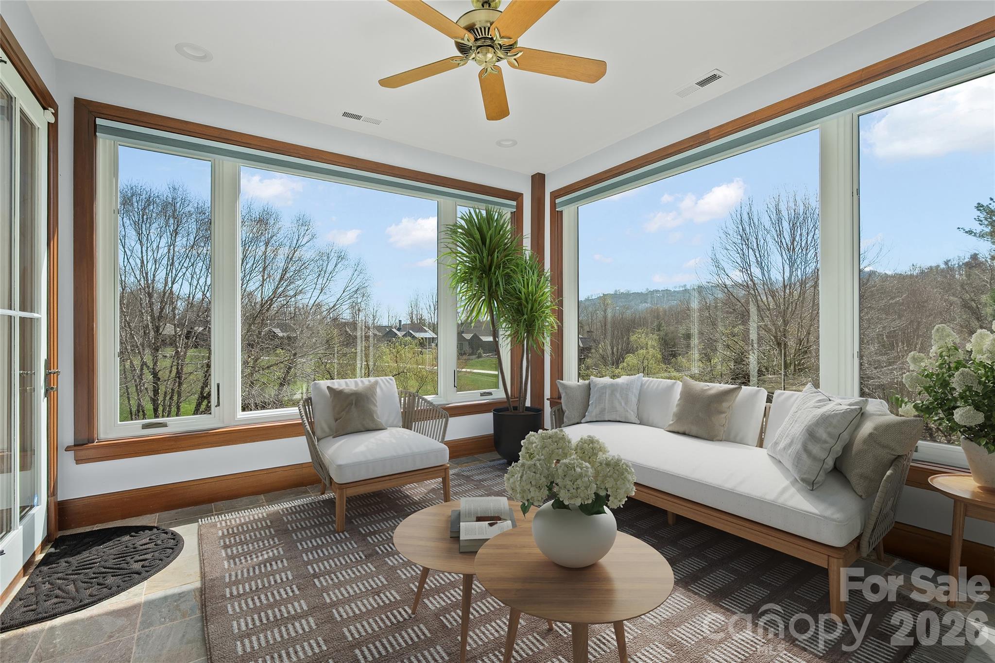 34 Foxbridge Way — Arden