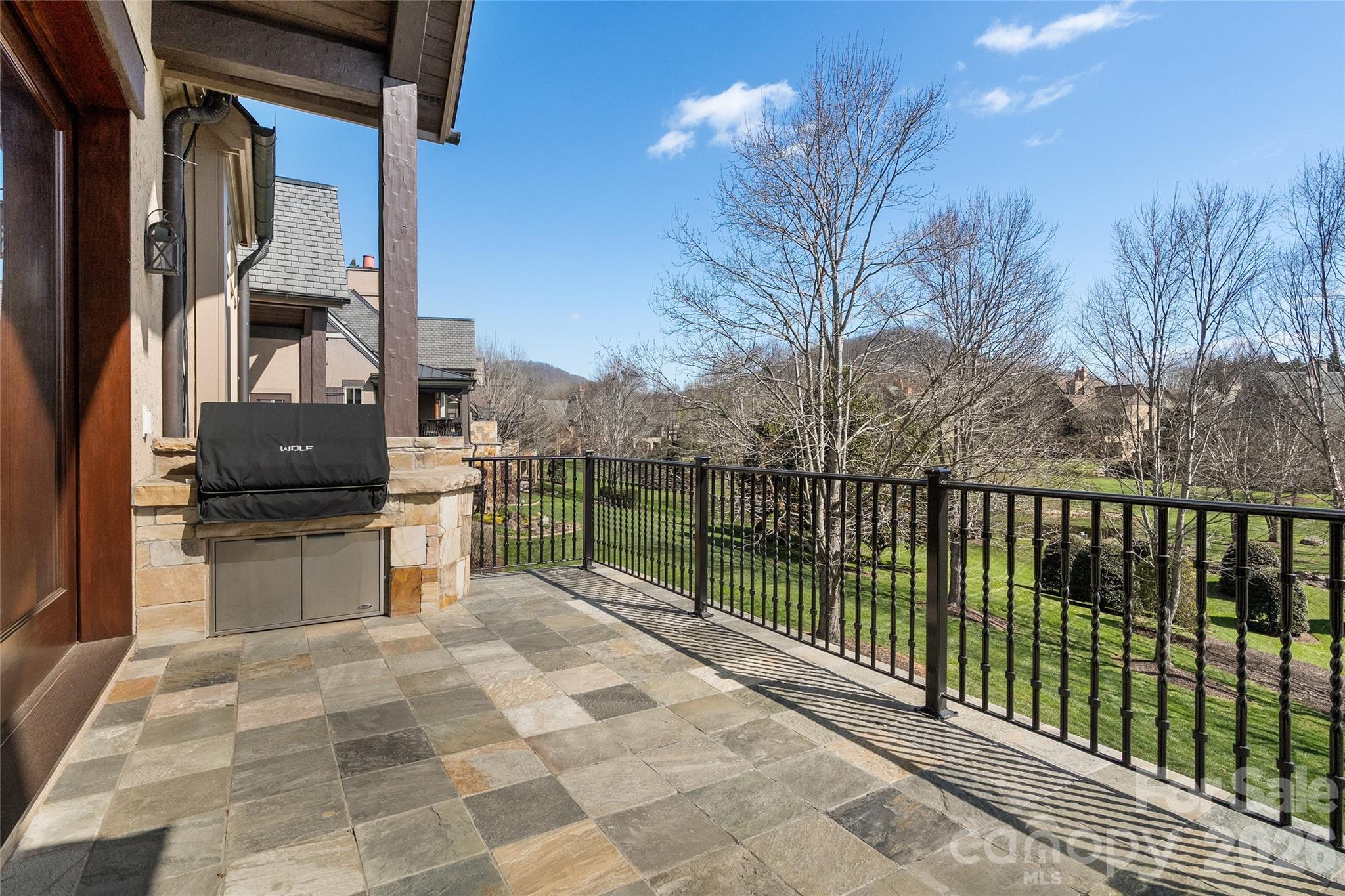 34 Foxbridge Way — Arden