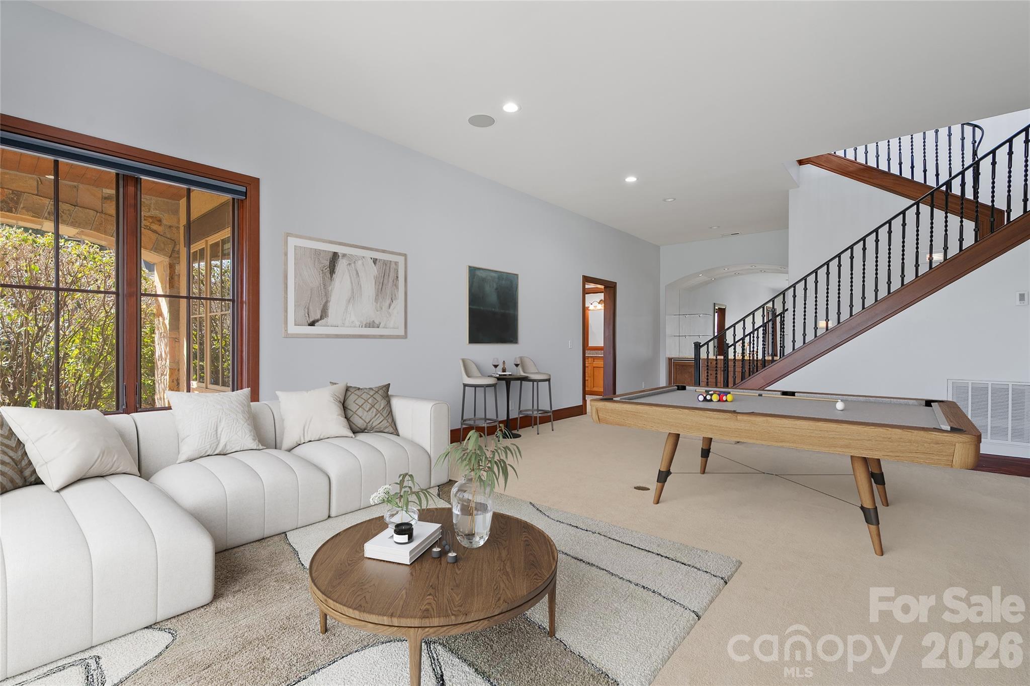 34 Foxbridge Way — Arden