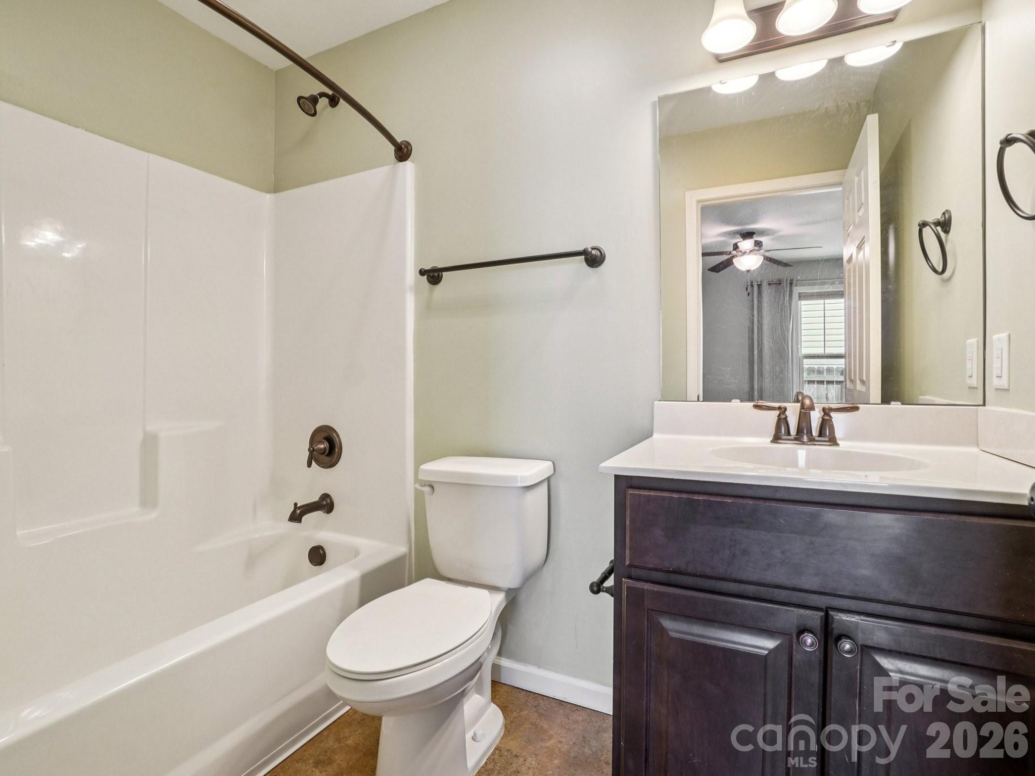 17 Yarrow Meadow Road — Weaverville