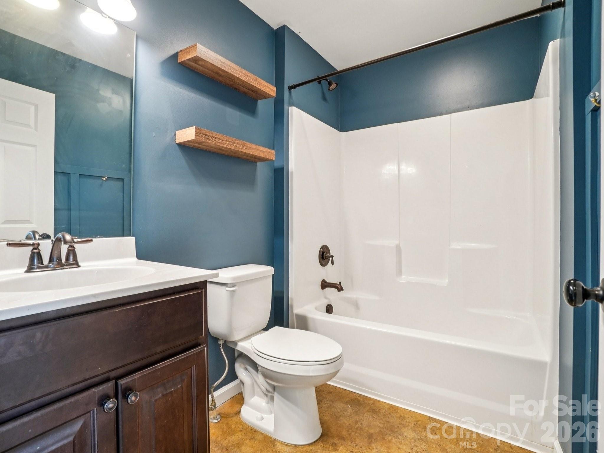 17 Yarrow Meadow Road — Weaverville