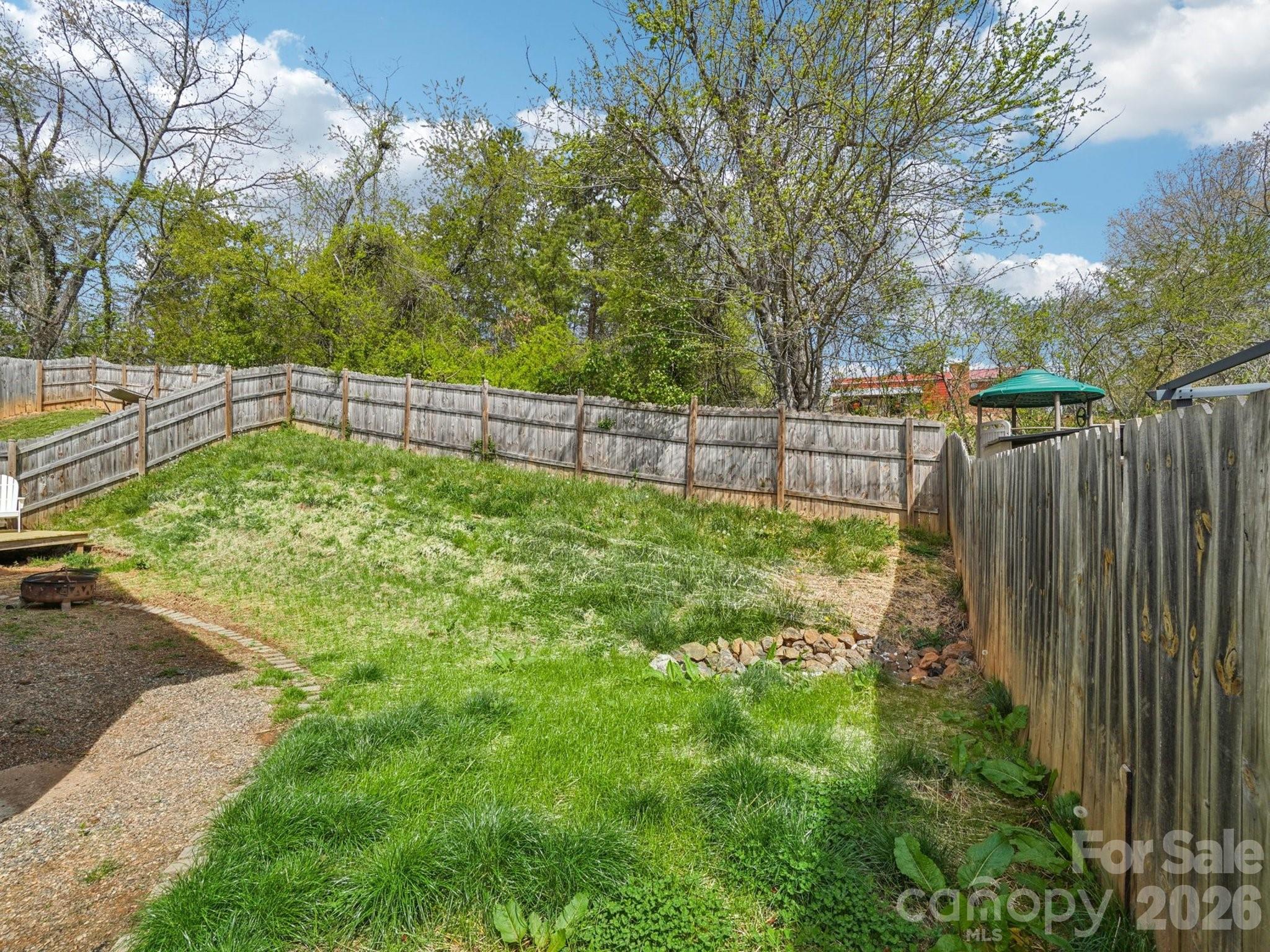 17 Yarrow Meadow Road — Weaverville