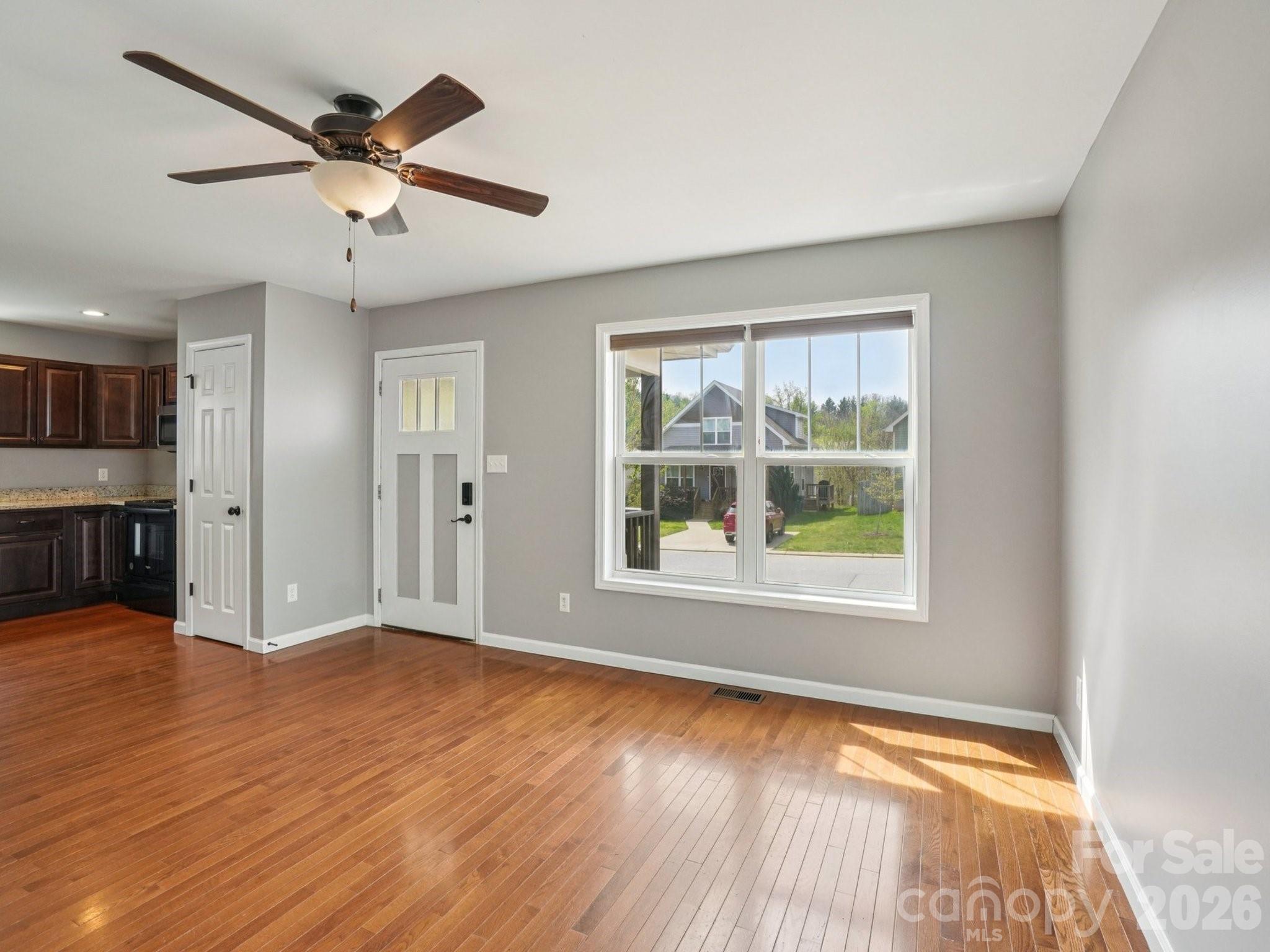 17 Yarrow Meadow Road — Weaverville