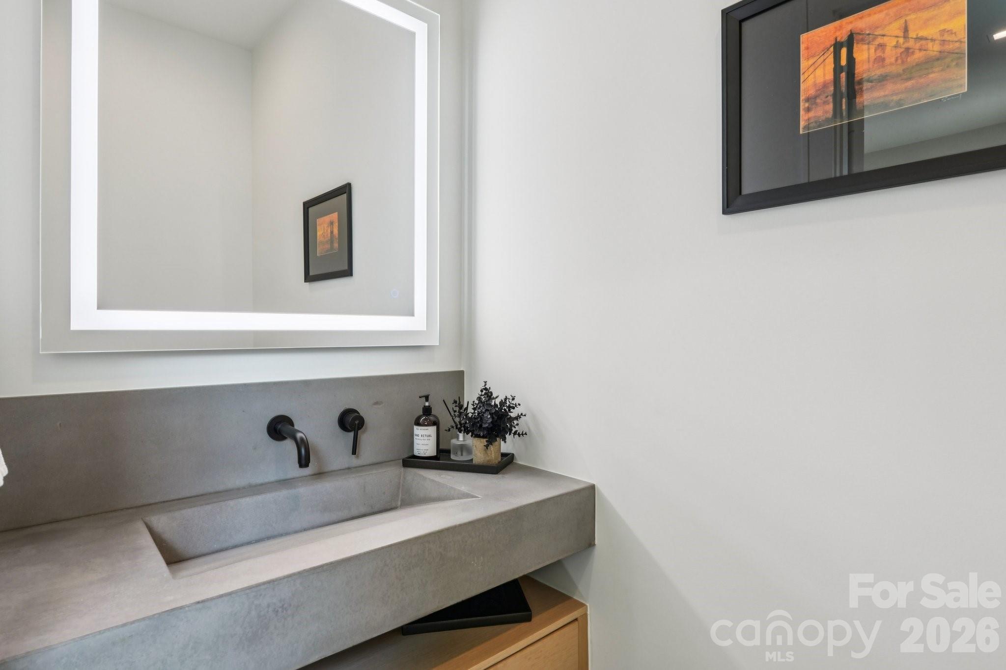 2103 Cortelyou Road — Charlotte
