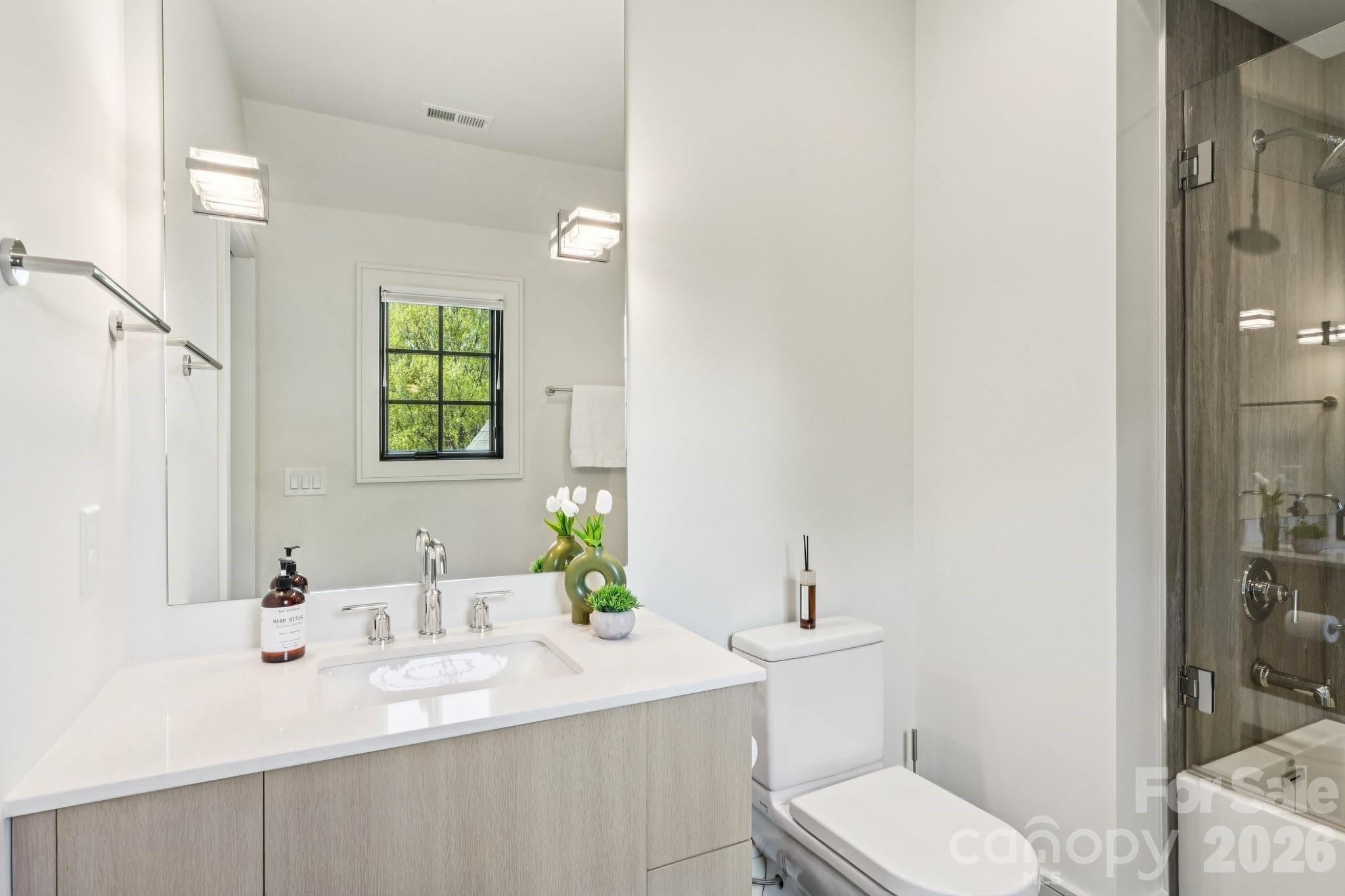 2103 Cortelyou Road — Charlotte
