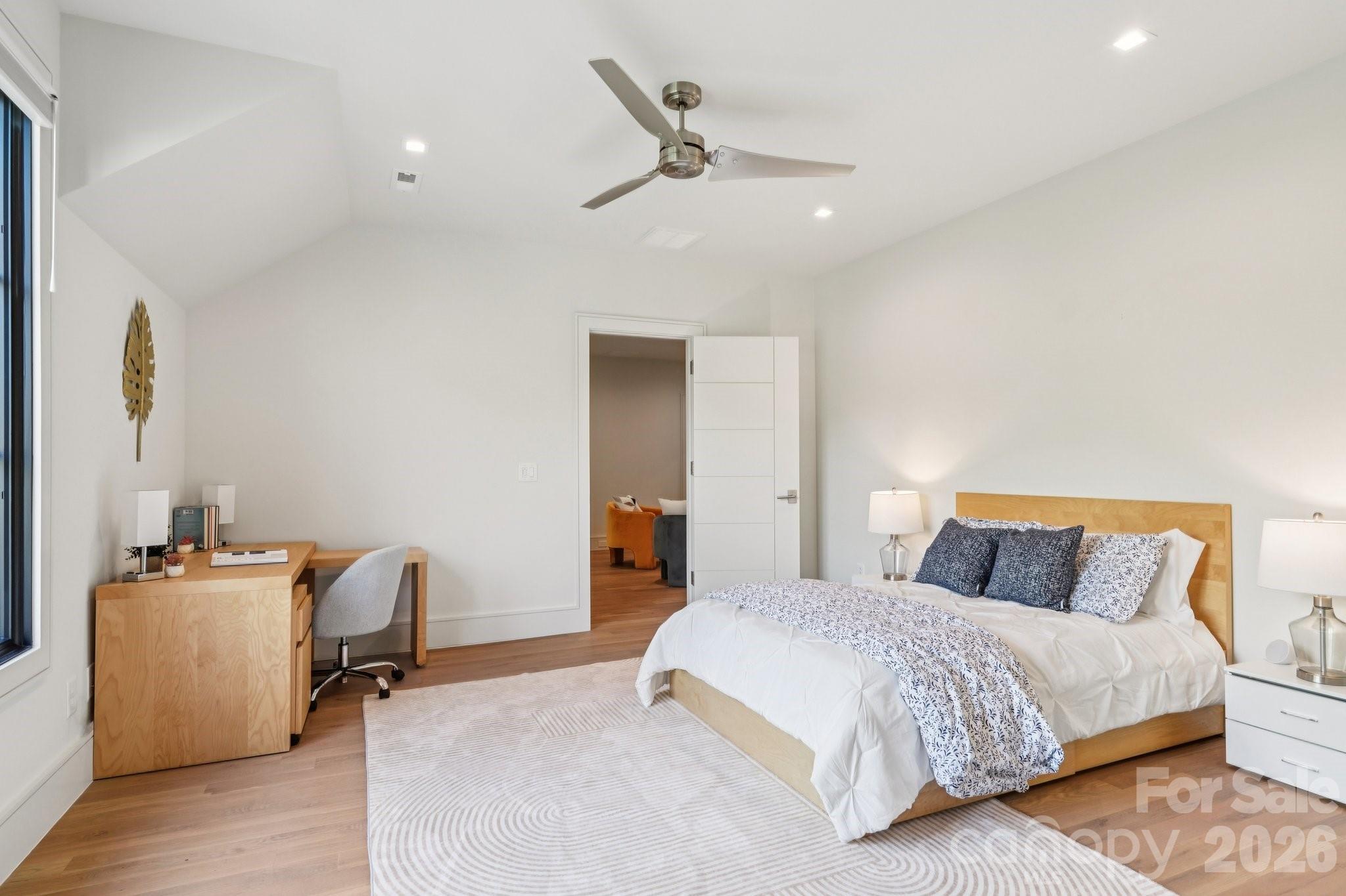 2103 Cortelyou Road — Charlotte