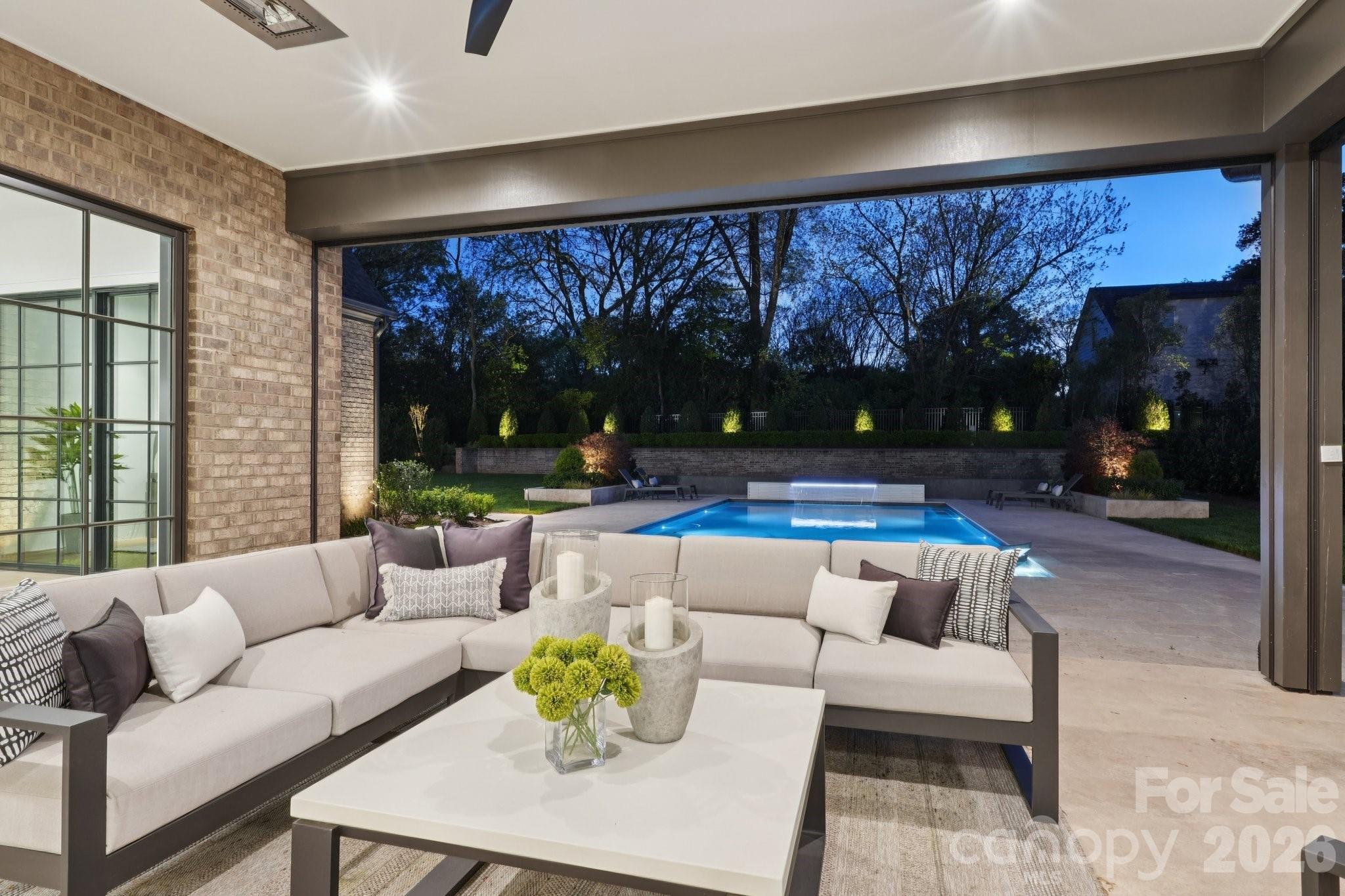 2103 Cortelyou Road — Charlotte
