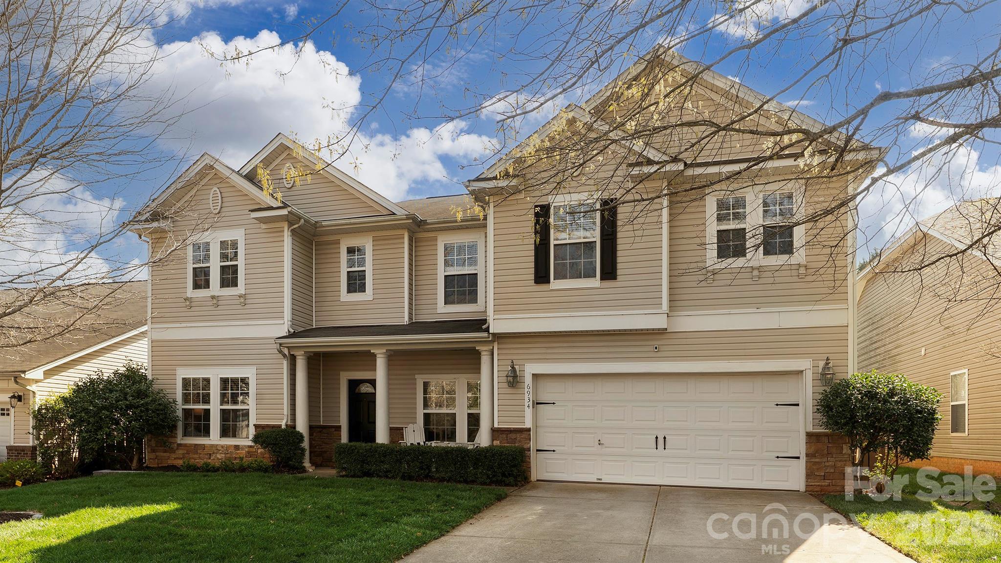 6934 Evanton Loch Road — Charlotte
