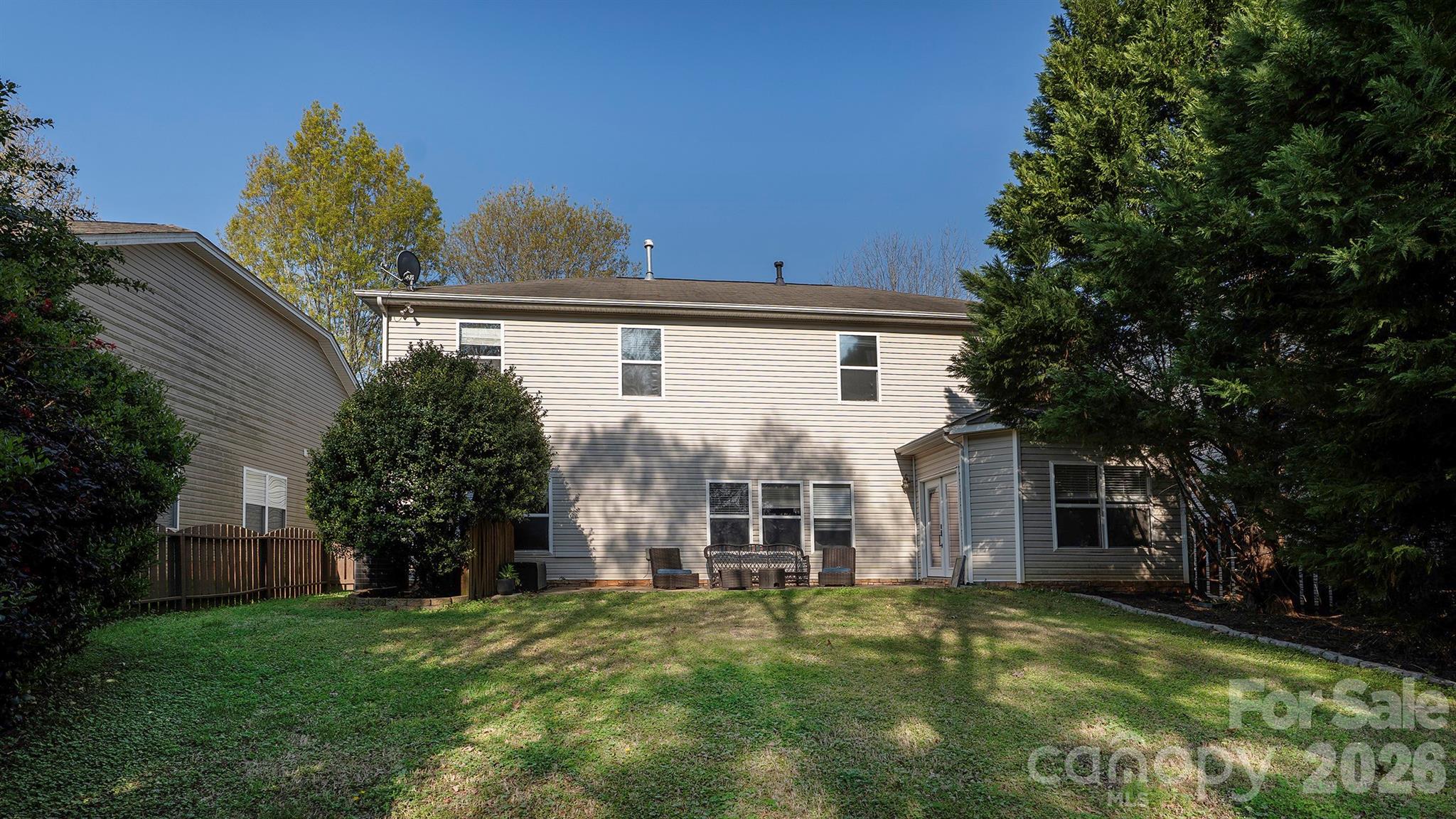 6934 Evanton Loch Road — Charlotte