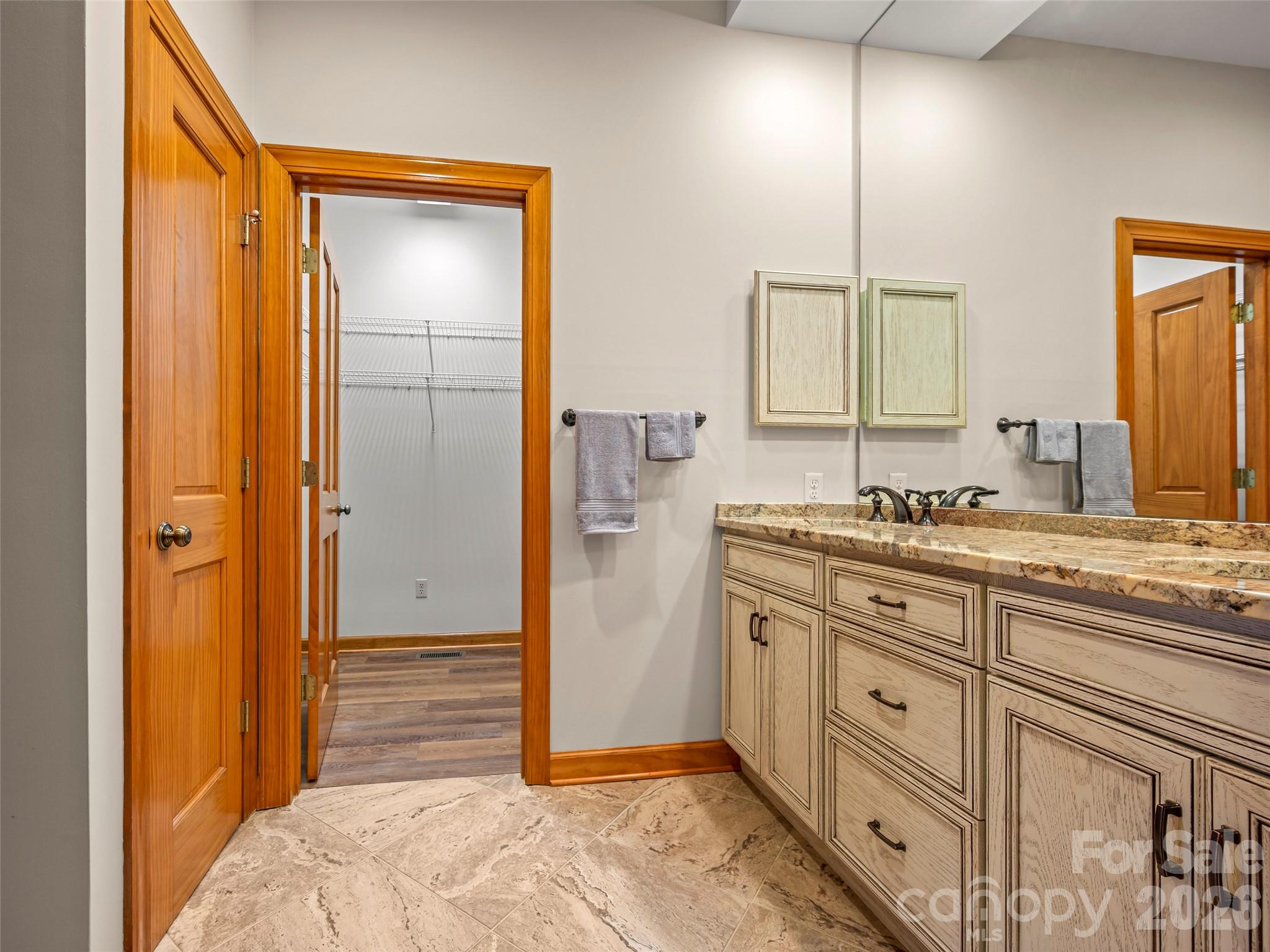 4 Wild Ivy Run — Hendersonville