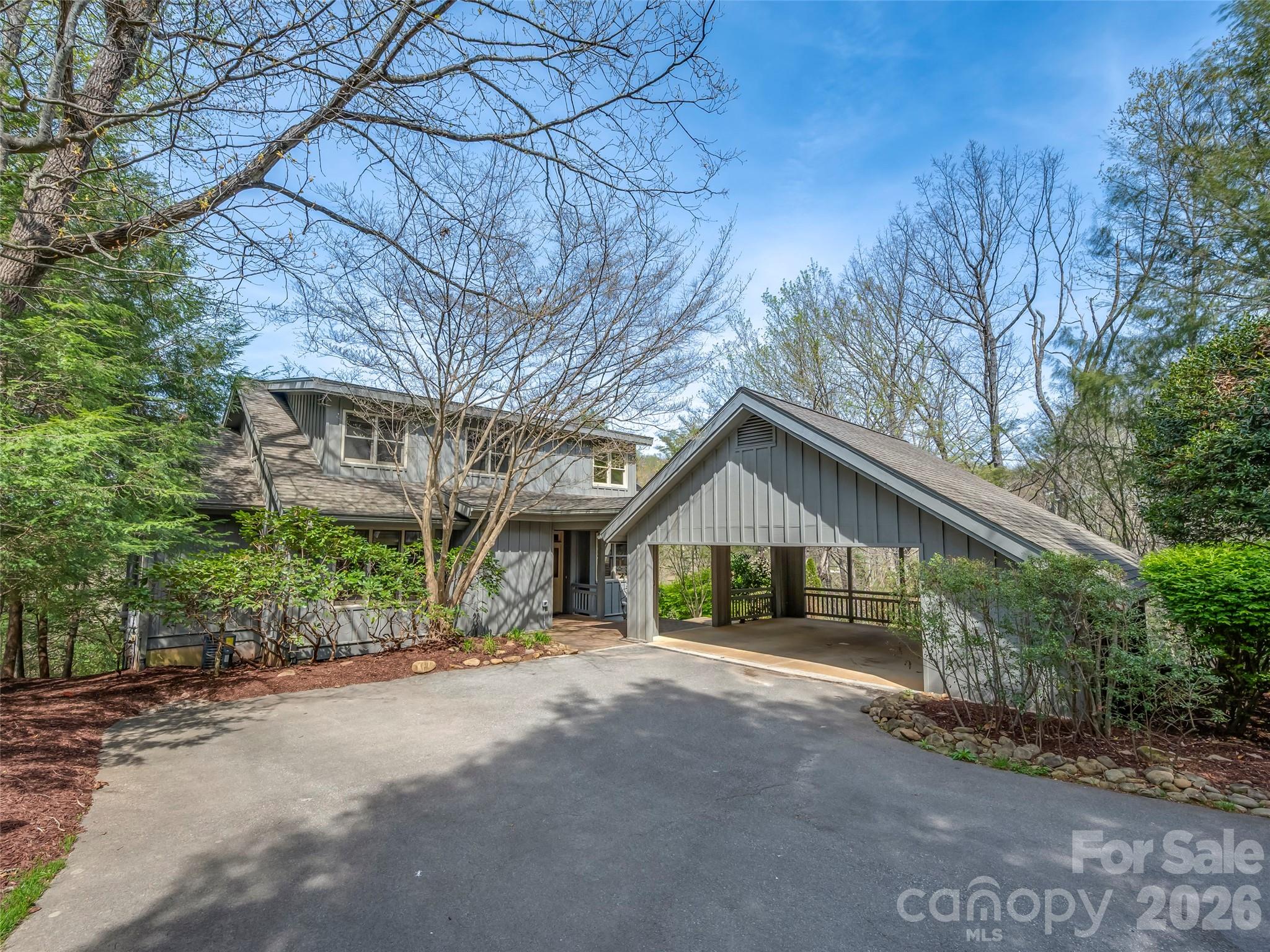 4 Wild Ivy Run — Hendersonville