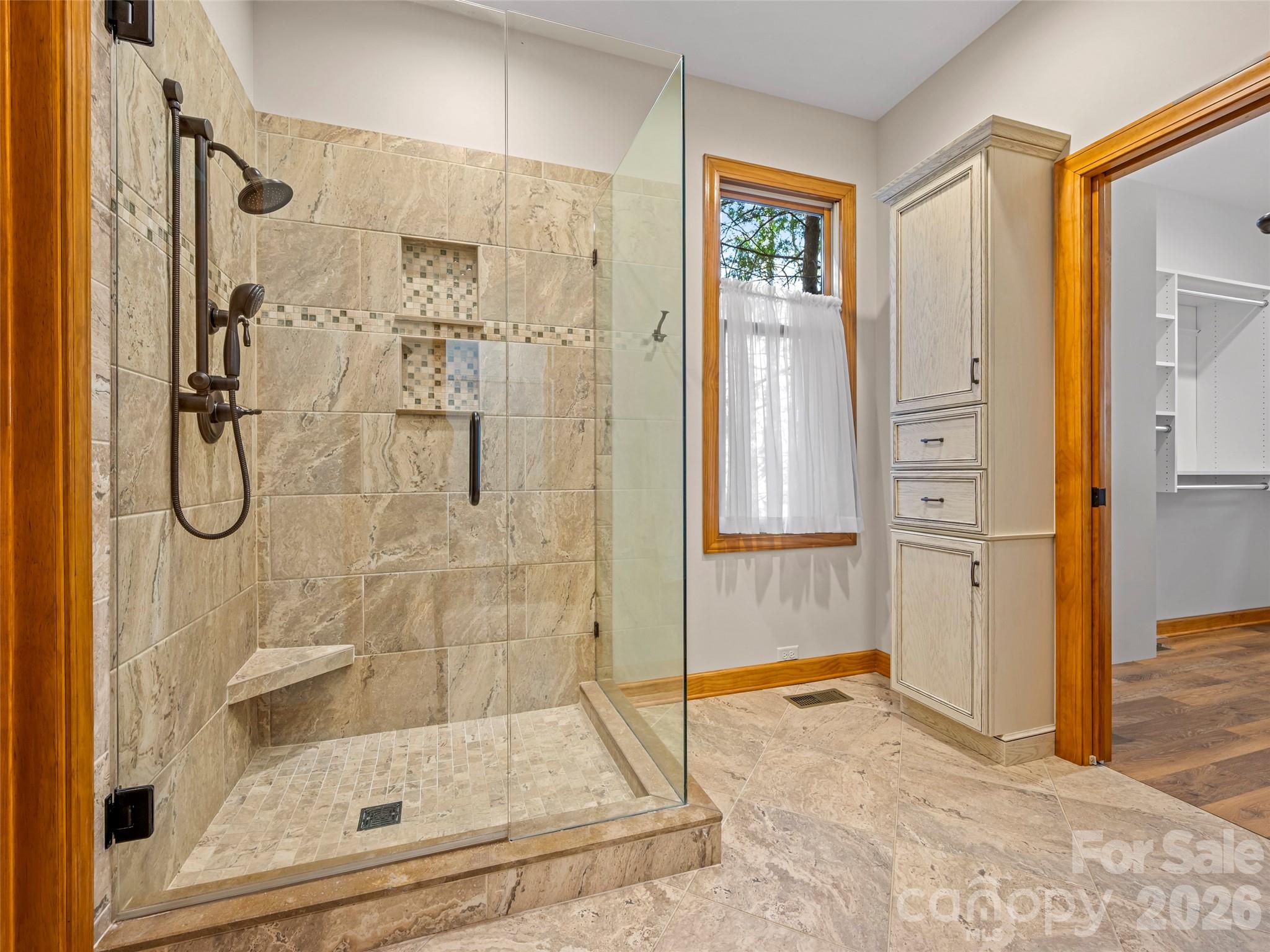 4 Wild Ivy Run — Hendersonville