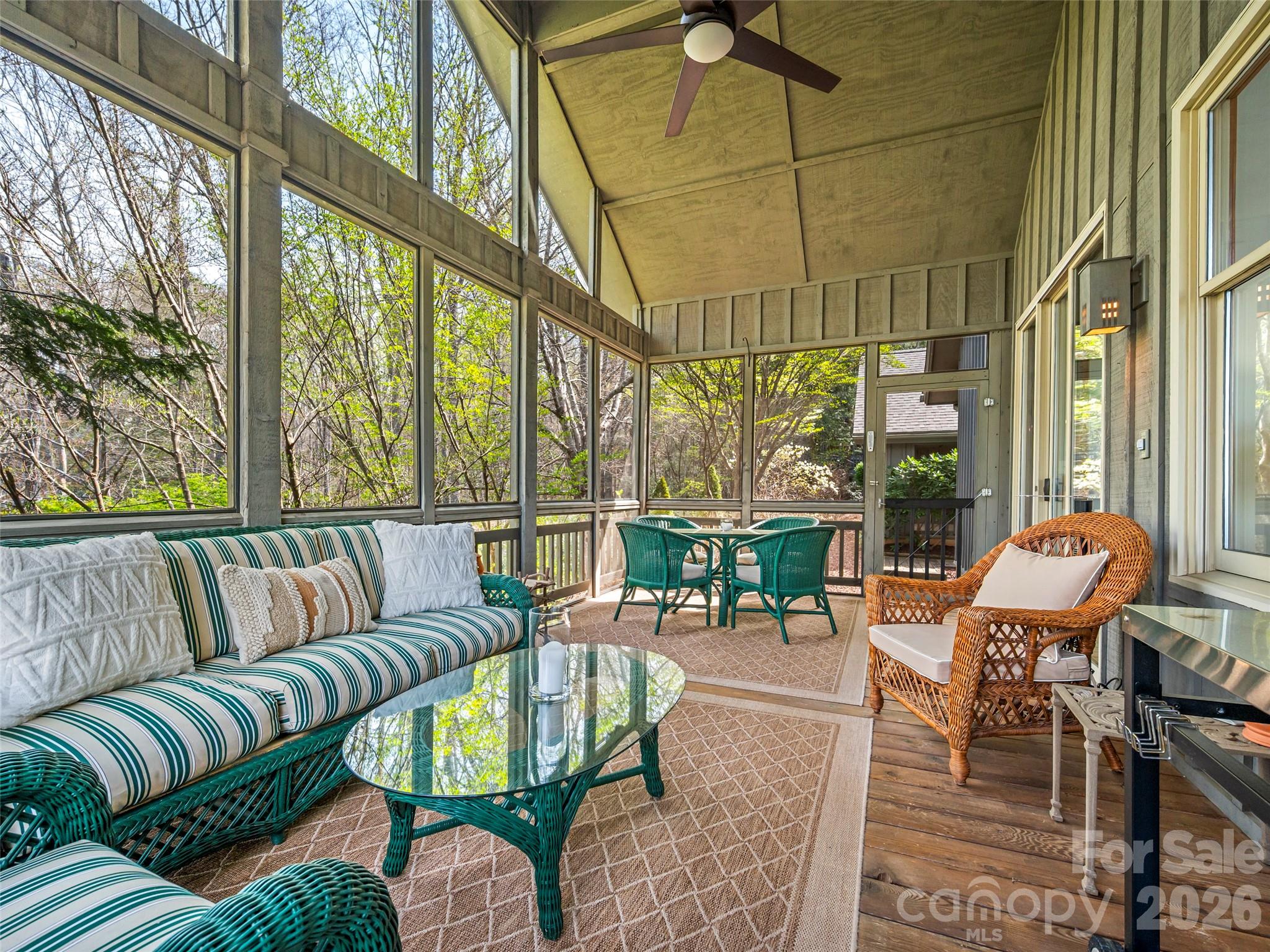 4 Wild Ivy Run — Hendersonville