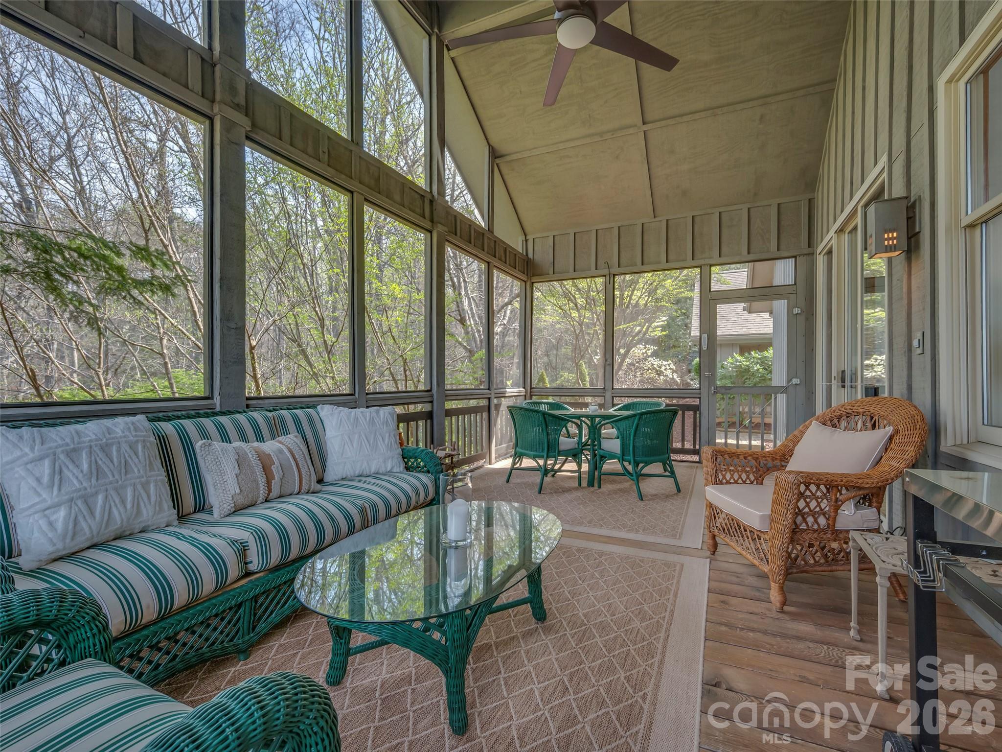 4 Wild Ivy Run — Hendersonville