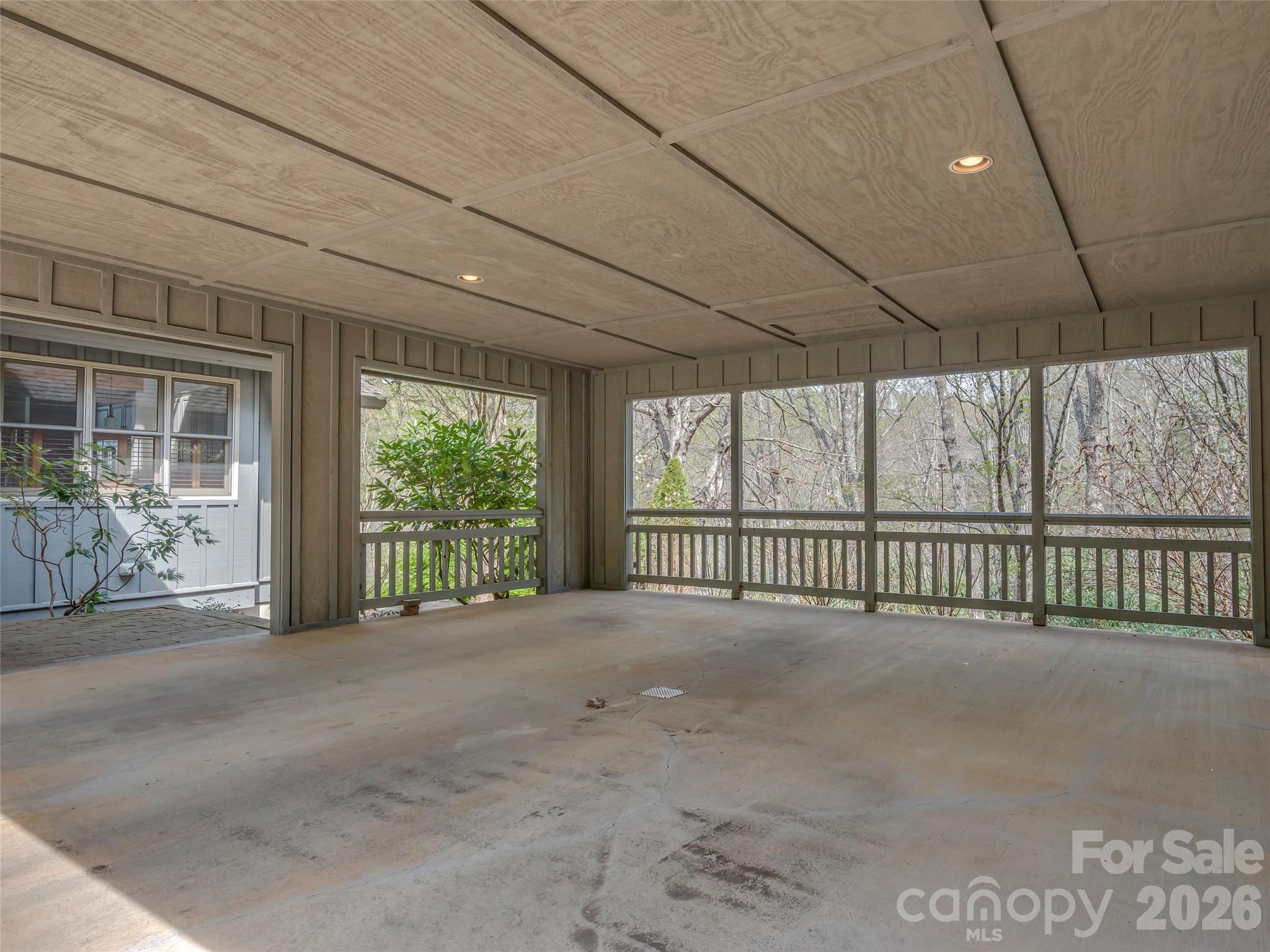 4 Wild Ivy Run — Hendersonville