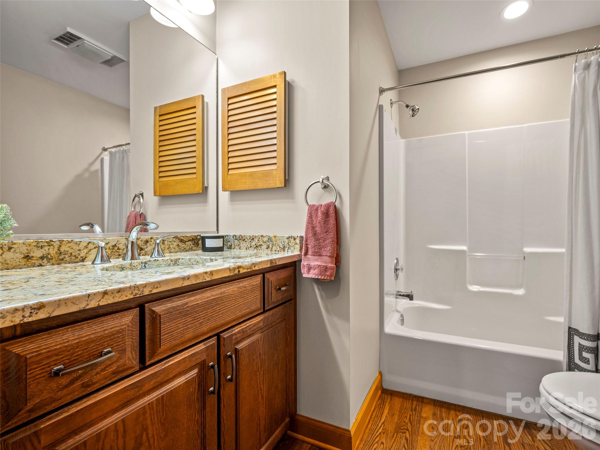 4 Wild Ivy Run — Hendersonville