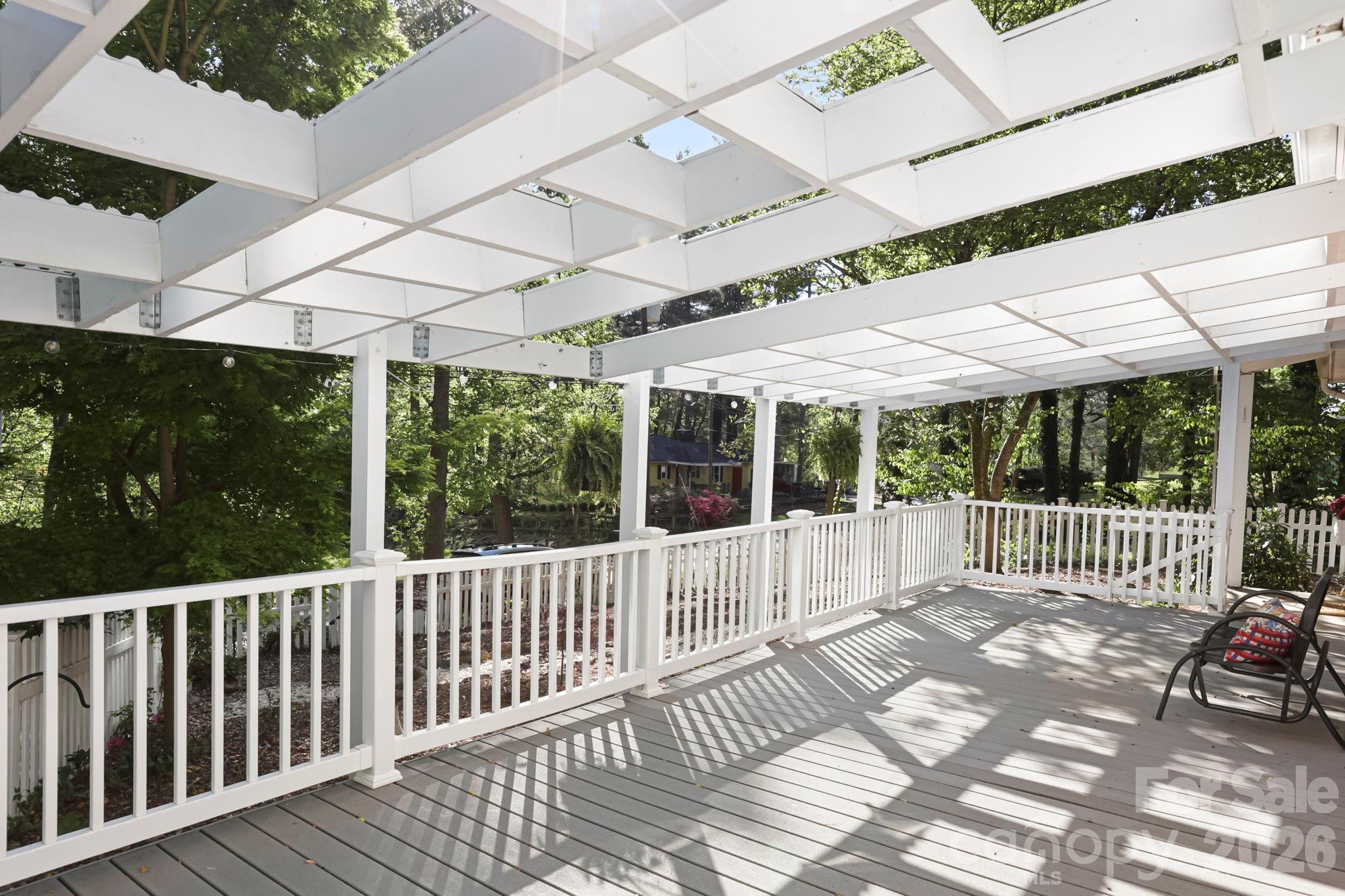 121 Wells Street — Hendersonville