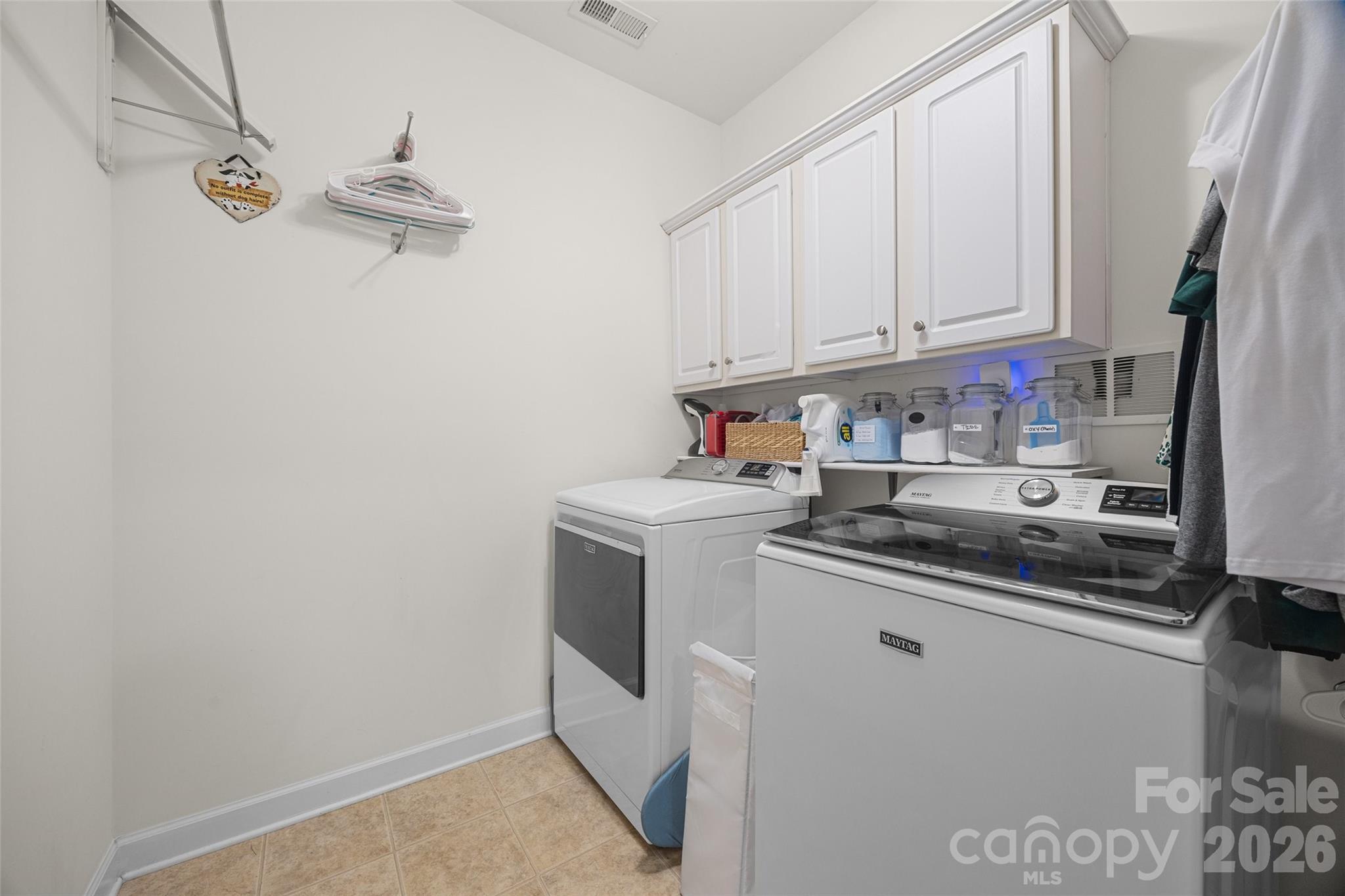 1206 Bottle Brush Lane — Harrisburg