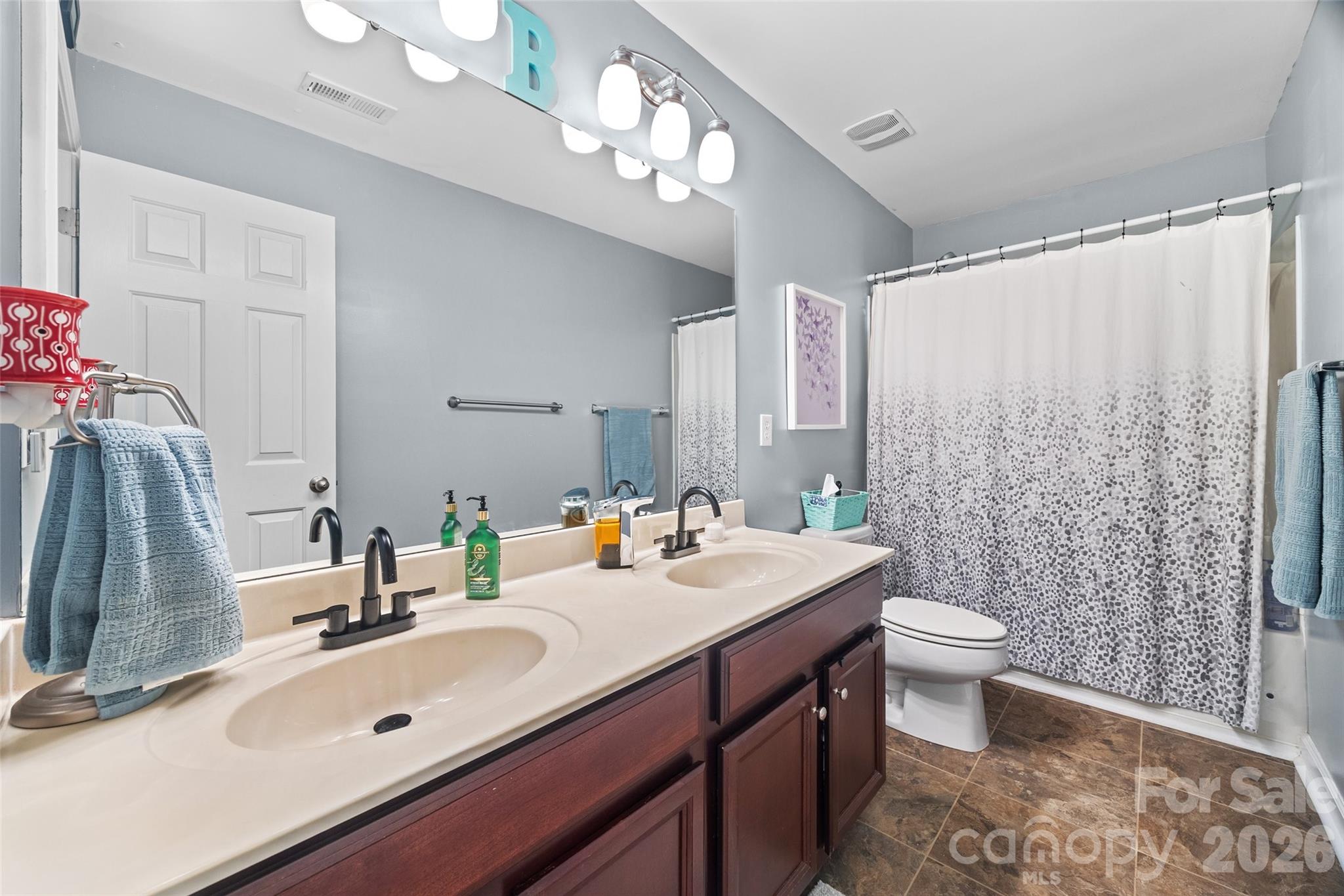 1206 Bottle Brush Lane — Harrisburg