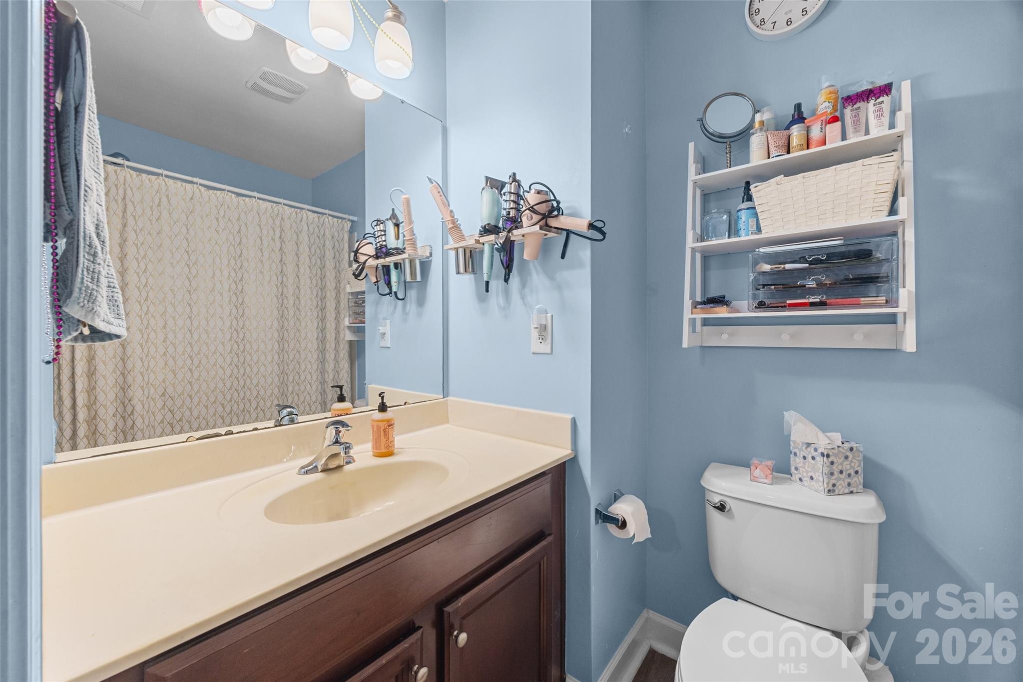 1206 Bottle Brush Lane — Harrisburg