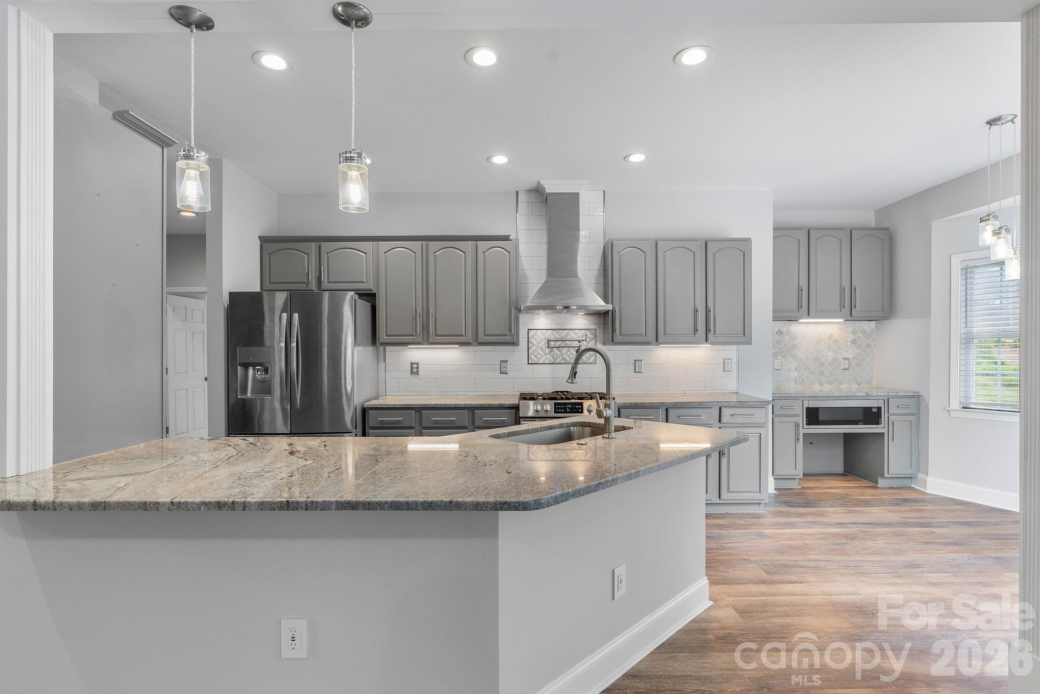 79 Mill Pond Way — Hendersonville