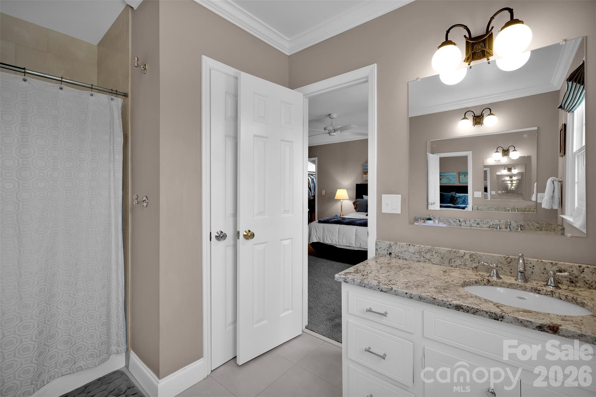 421 Sardis Lane — Charlotte