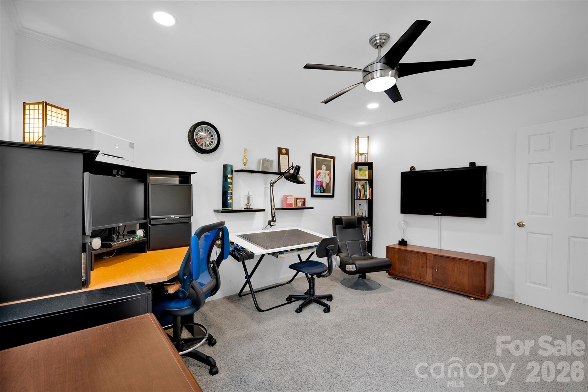 421 Sardis Lane — Charlotte