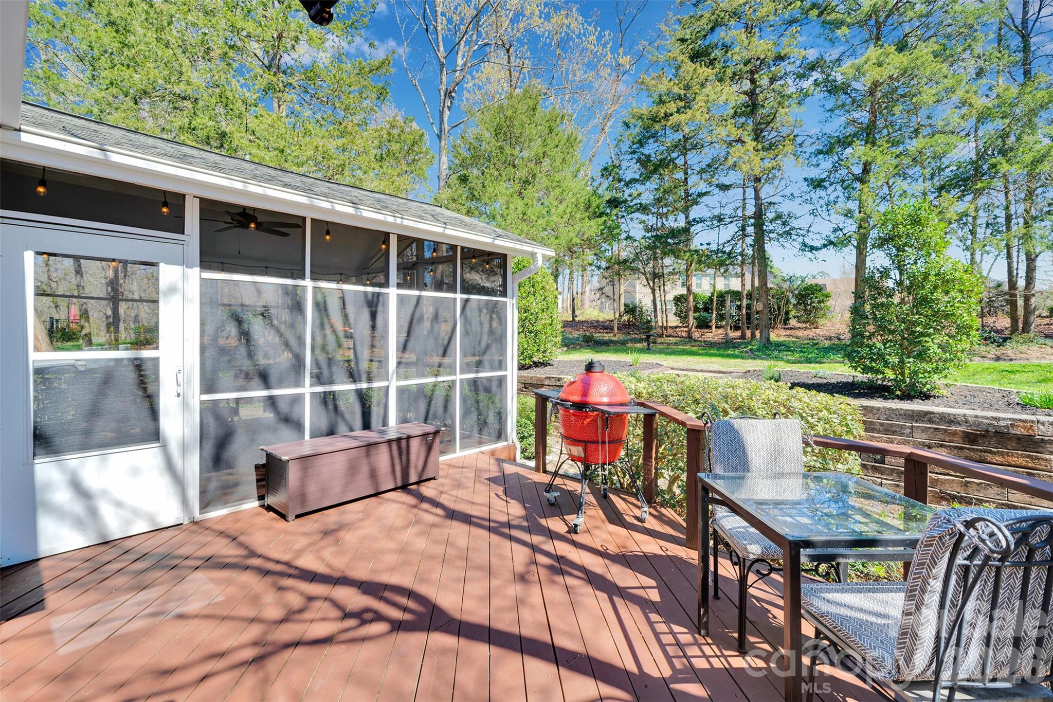 421 Sardis Lane — Charlotte