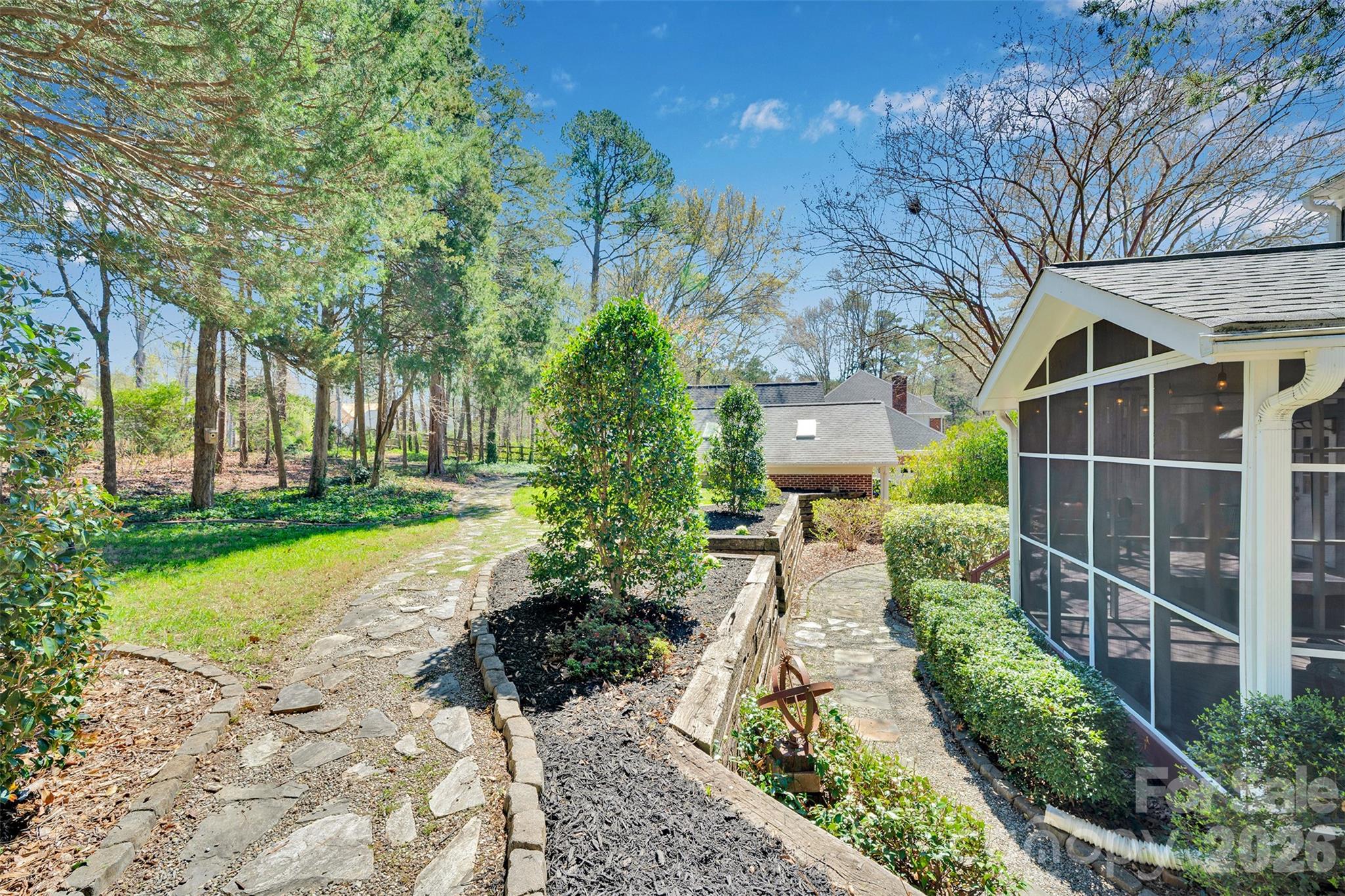 421 Sardis Lane — Charlotte