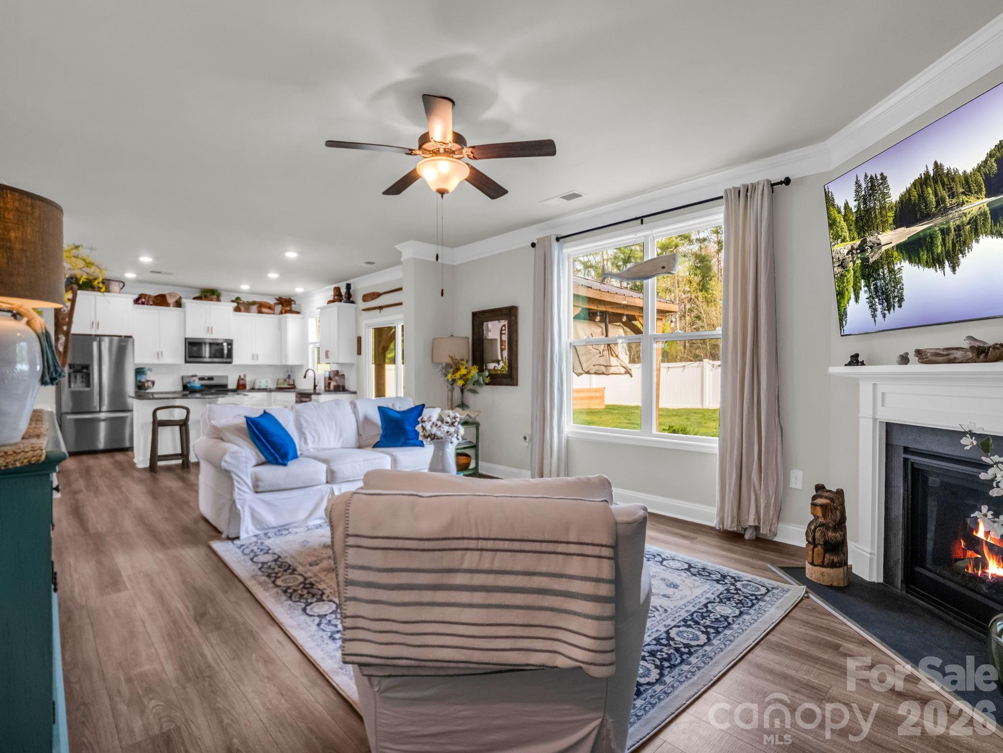 383 Fox Cove Road — Hendersonville
