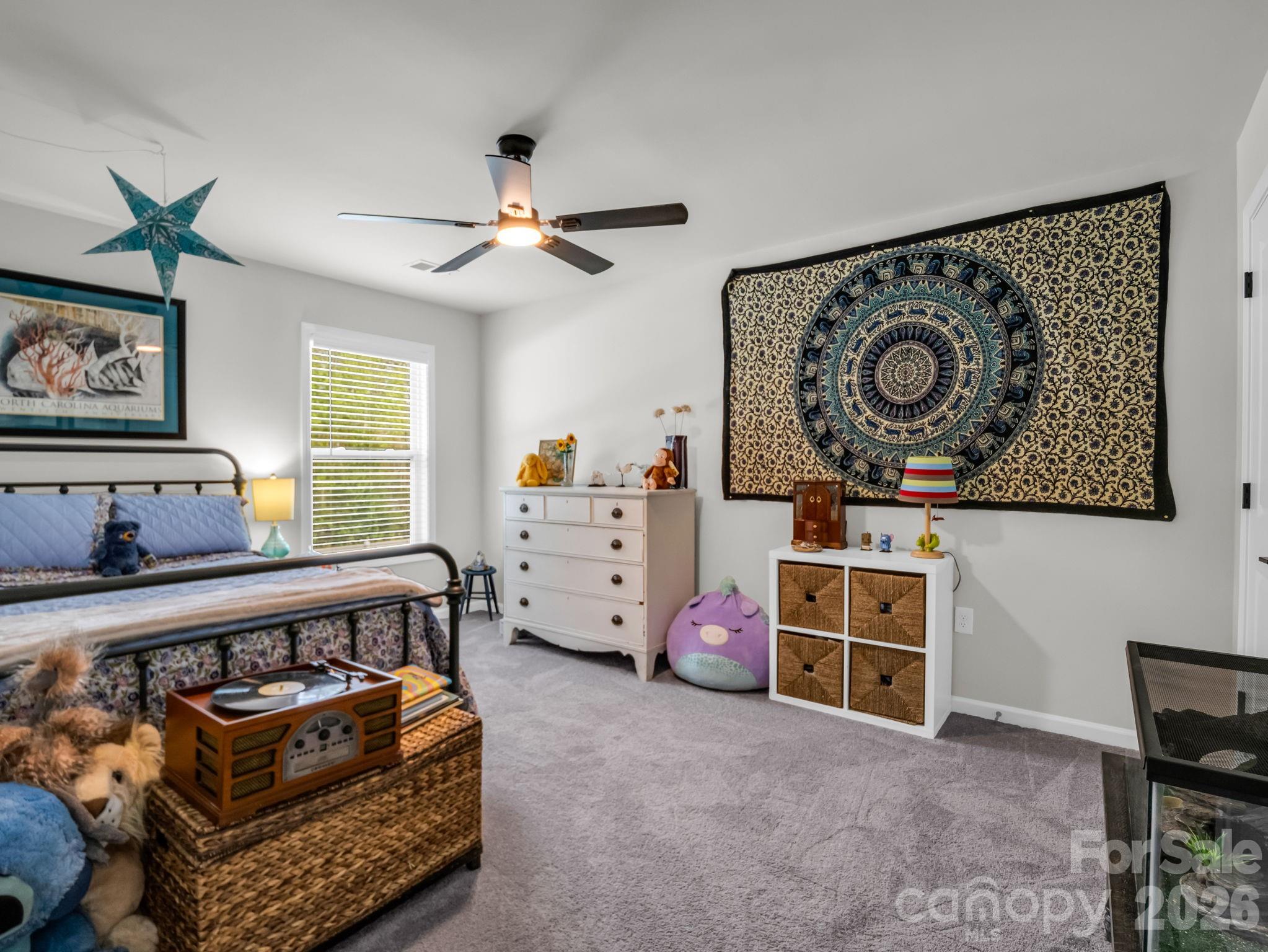 383 Fox Cove Road — Hendersonville