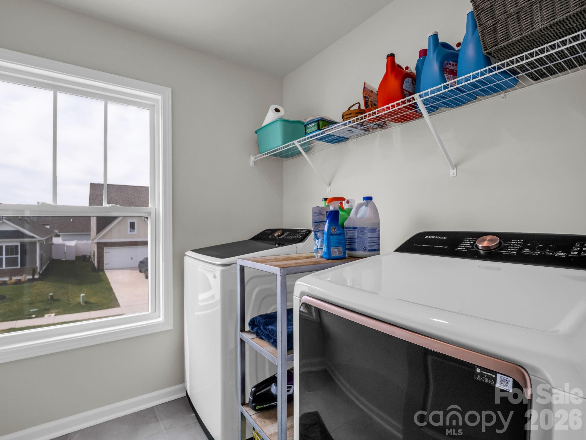 383 Fox Cove Road — Hendersonville