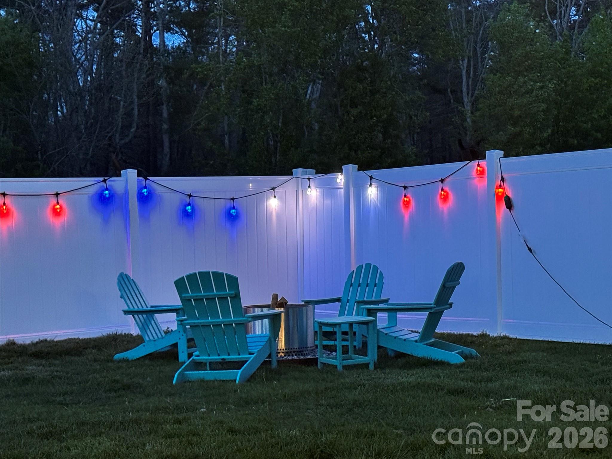 383 Fox Cove Road — Hendersonville