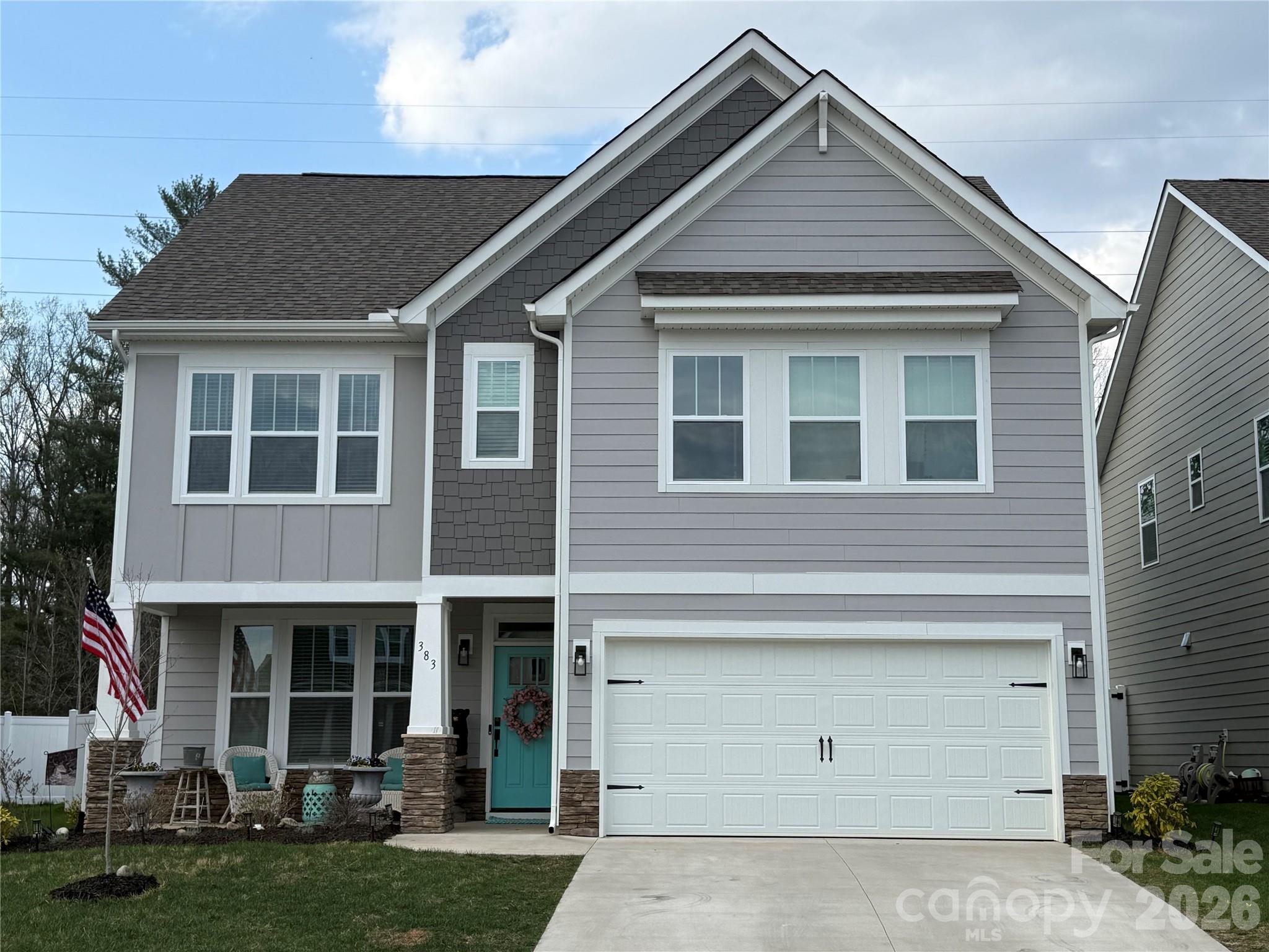 383 Fox Cove Road — Hendersonville