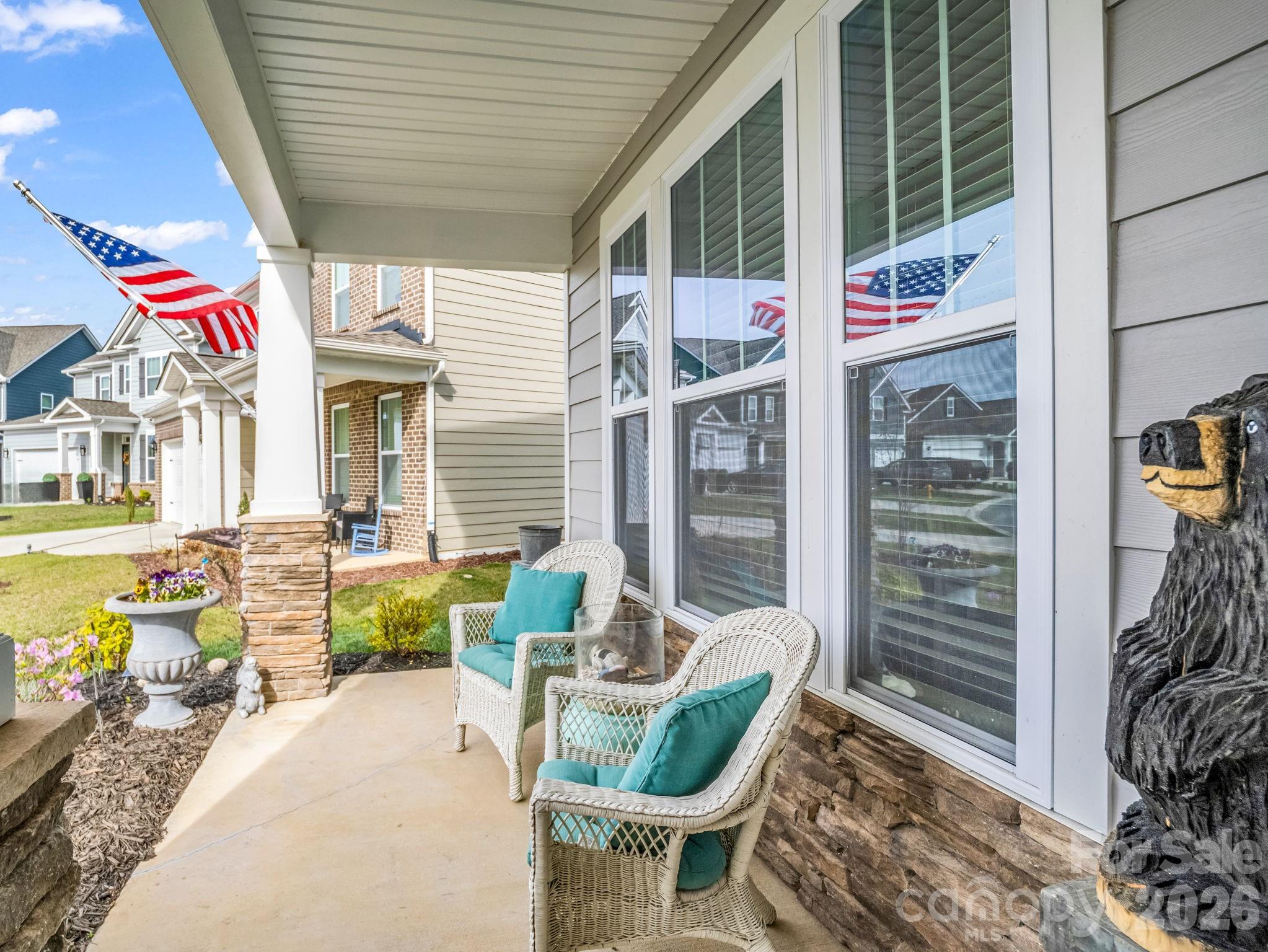 383 Fox Cove Road — Hendersonville