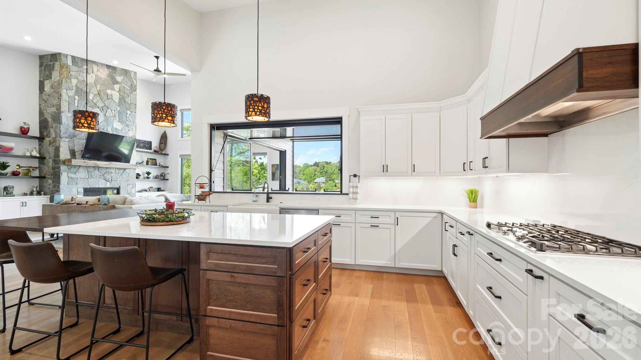 644 Normandy Road — Mooresville