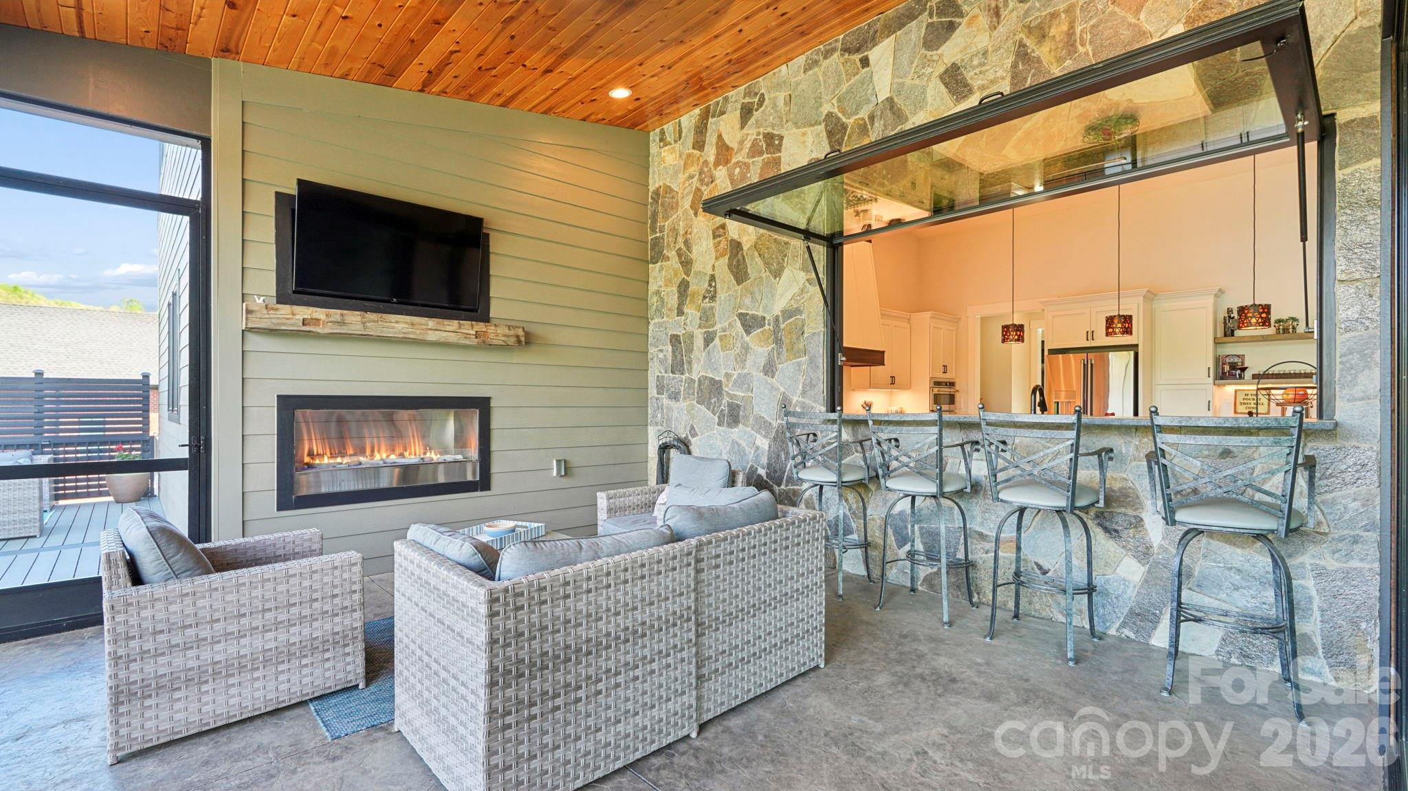644 Normandy Road — Mooresville