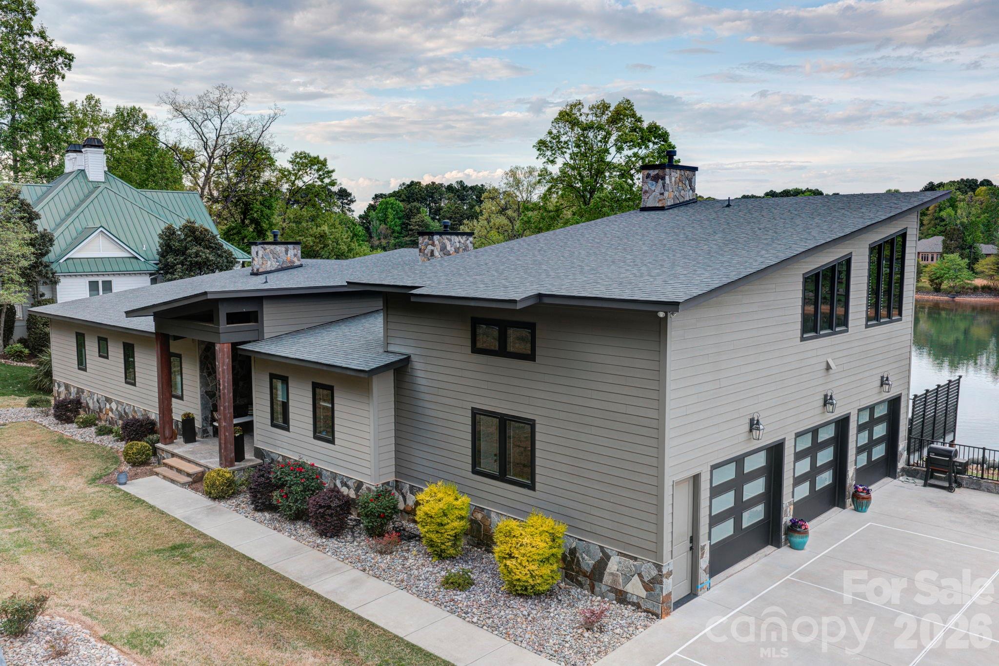 644 Normandy Road — Mooresville